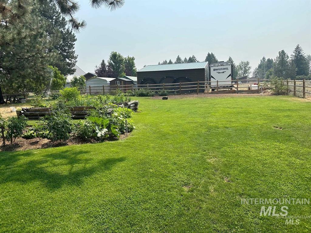 55 Mary, Prairie, Idaho 83647, 2 Bedrooms, 1 Bathroom, Residential For Sale, Price $375,000, 98947326