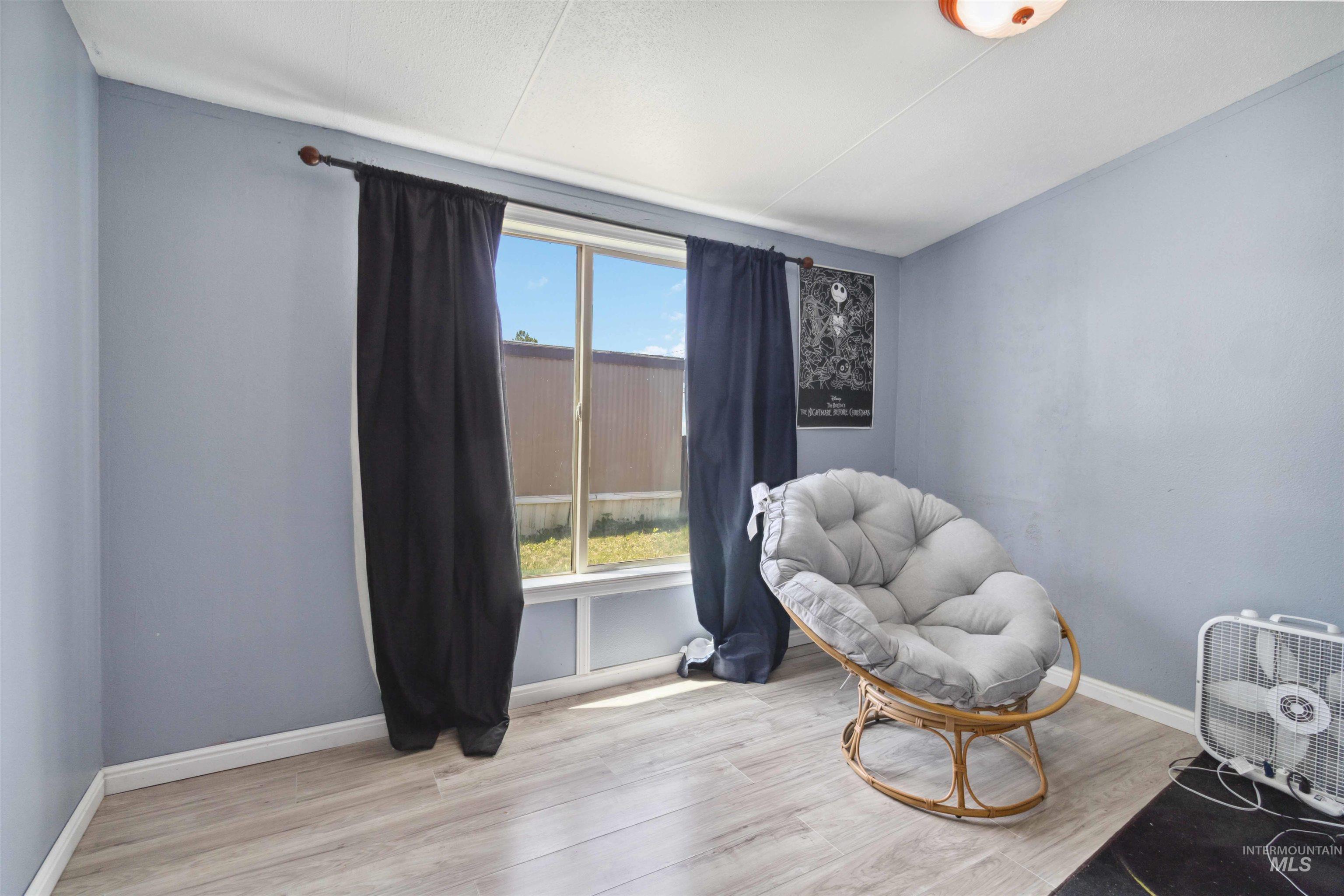 1951 N. Hampton Rd, Boise, Idaho 83704, 3 Bedrooms, 2 Bathrooms, Residential For Sale, Price $76,000, 98947333