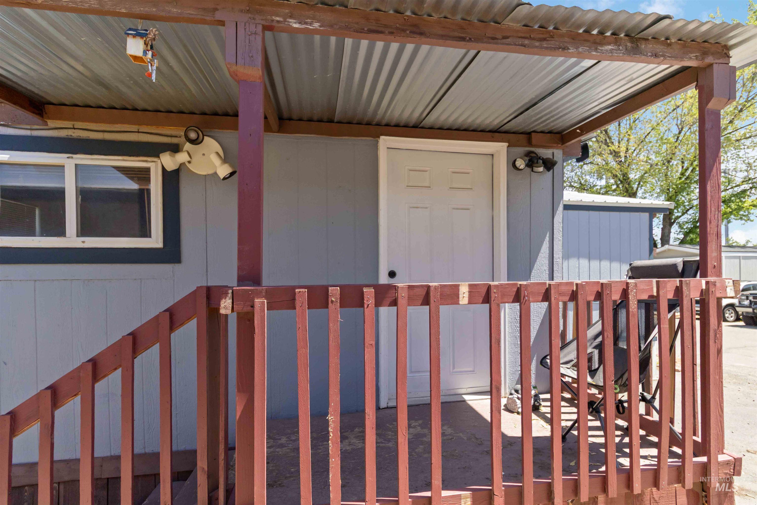 1951 N. Hampton Rd, Boise, Idaho 83704, 3 Bedrooms, 2 Bathrooms, Residential For Sale, Price $76,000, 98947333