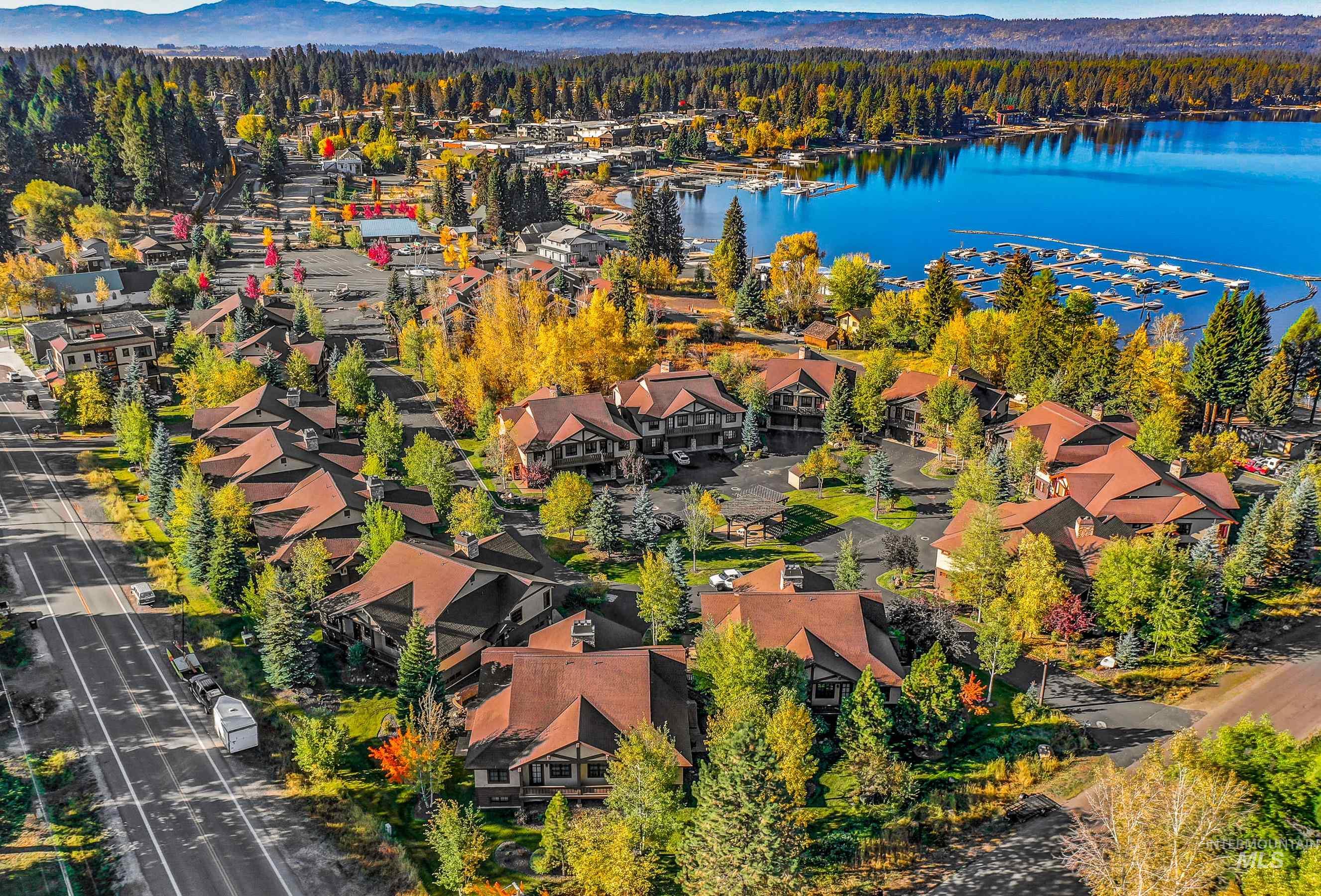 1305 Greystone, McCall, Idaho 83638, 4 Bedrooms, 3 Bathrooms, Residential For Sale, Price $1,300,000, 98947341