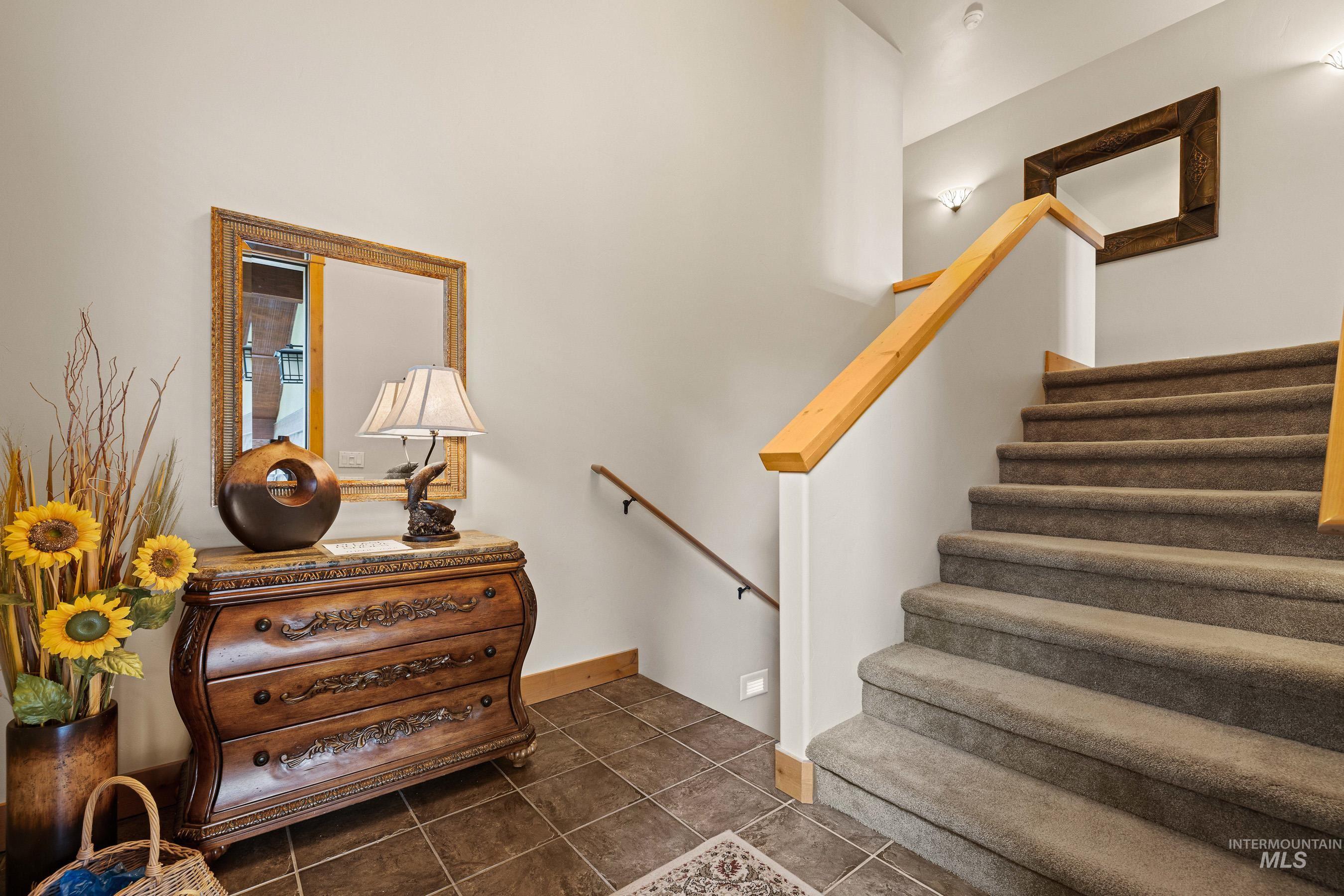 1305 Greystone, McCall, Idaho 83638, 4 Bedrooms, 3 Bathrooms, Residential For Sale, Price $1,300,000, 98947341