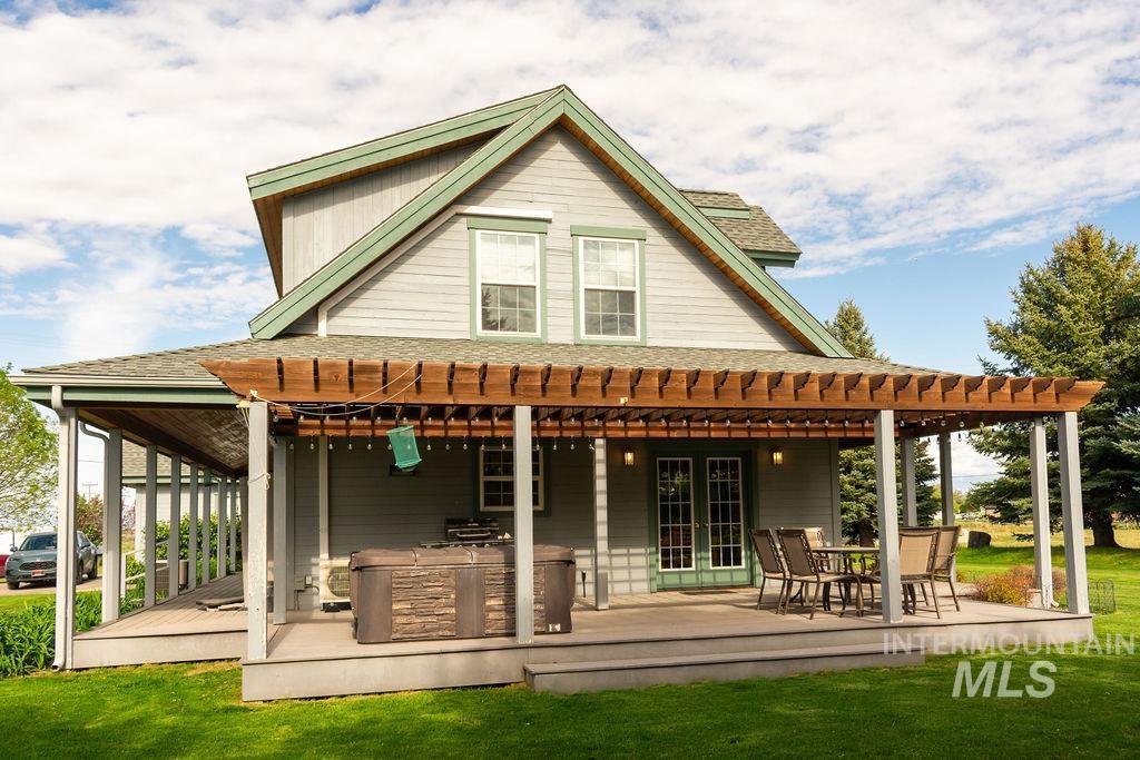 101 Quail Ridge Drive, Shoshone, Idaho 83352, 5 Bedrooms, 3.5 Bathrooms, Residential For Sale, Price $749,000, 98947410