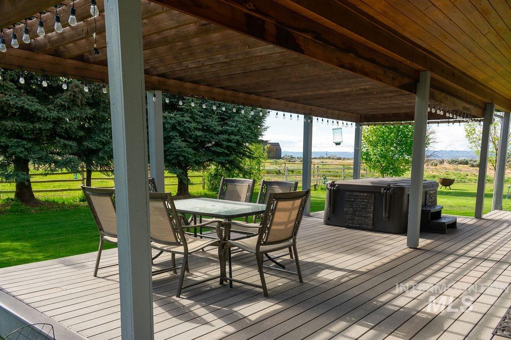 101 Quail Ridge Drive, Shoshone, Idaho 83352, 5 Bedrooms, 3.5 Bathrooms, Residential For Sale, Price $749,000, 98947410