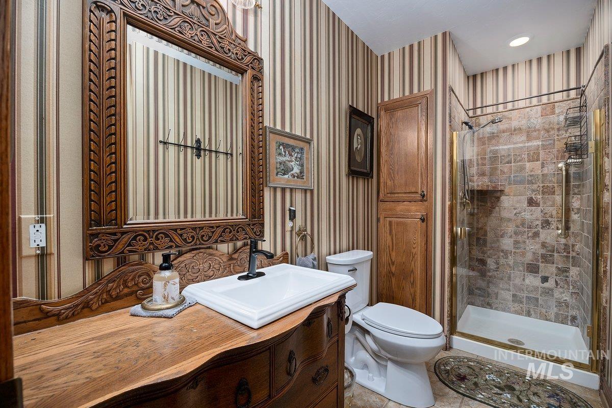 206 8th Ave. N, Twin Falls, Idaho 83301, 4 Bedrooms, 3 Bathrooms, Residential For Sale, Price $648,000, 98947413