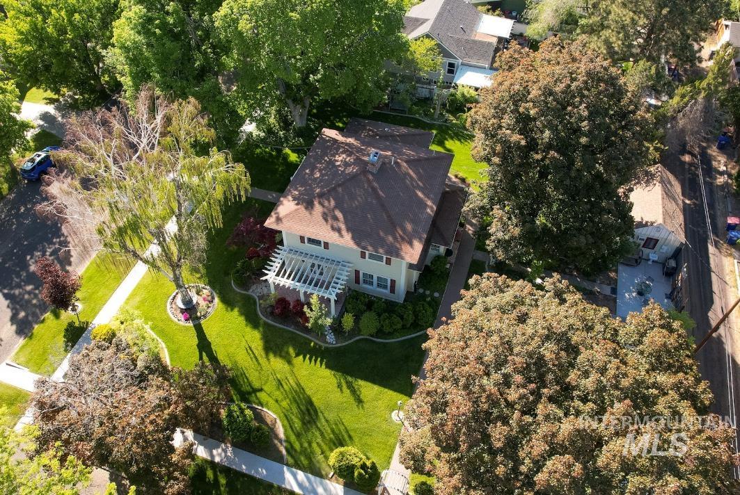 206 8th Ave. N, Twin Falls, Idaho 83301, 4 Bedrooms, 3 Bathrooms, Residential For Sale, Price $648,000, 98947413