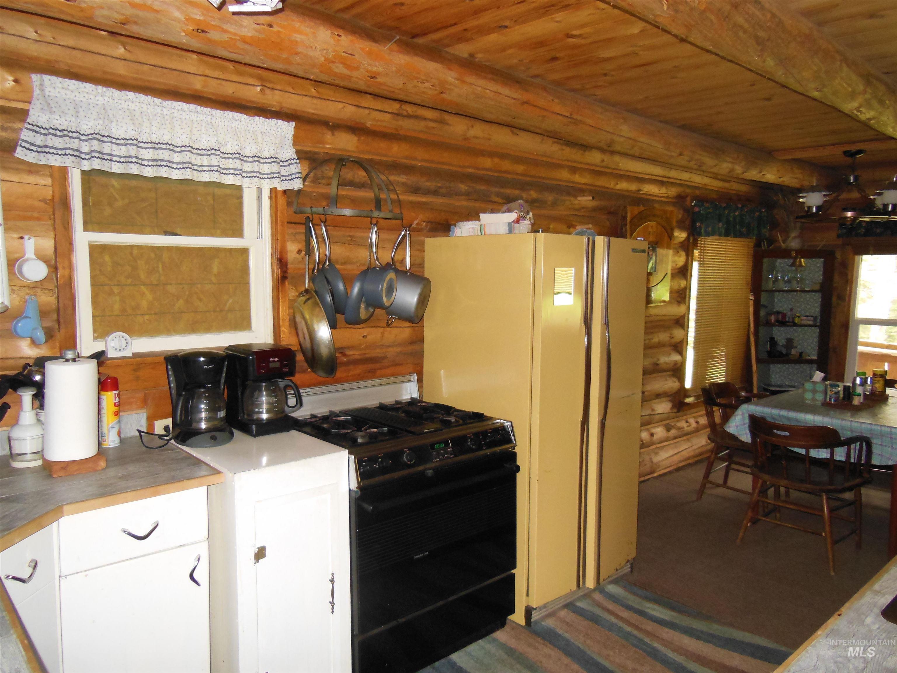 3695 W Mountain Rd, Anatone, Washington 99401, 5 Bedrooms, 1 Bathroom, Residential For Sale, Price $319,000, 98947419
