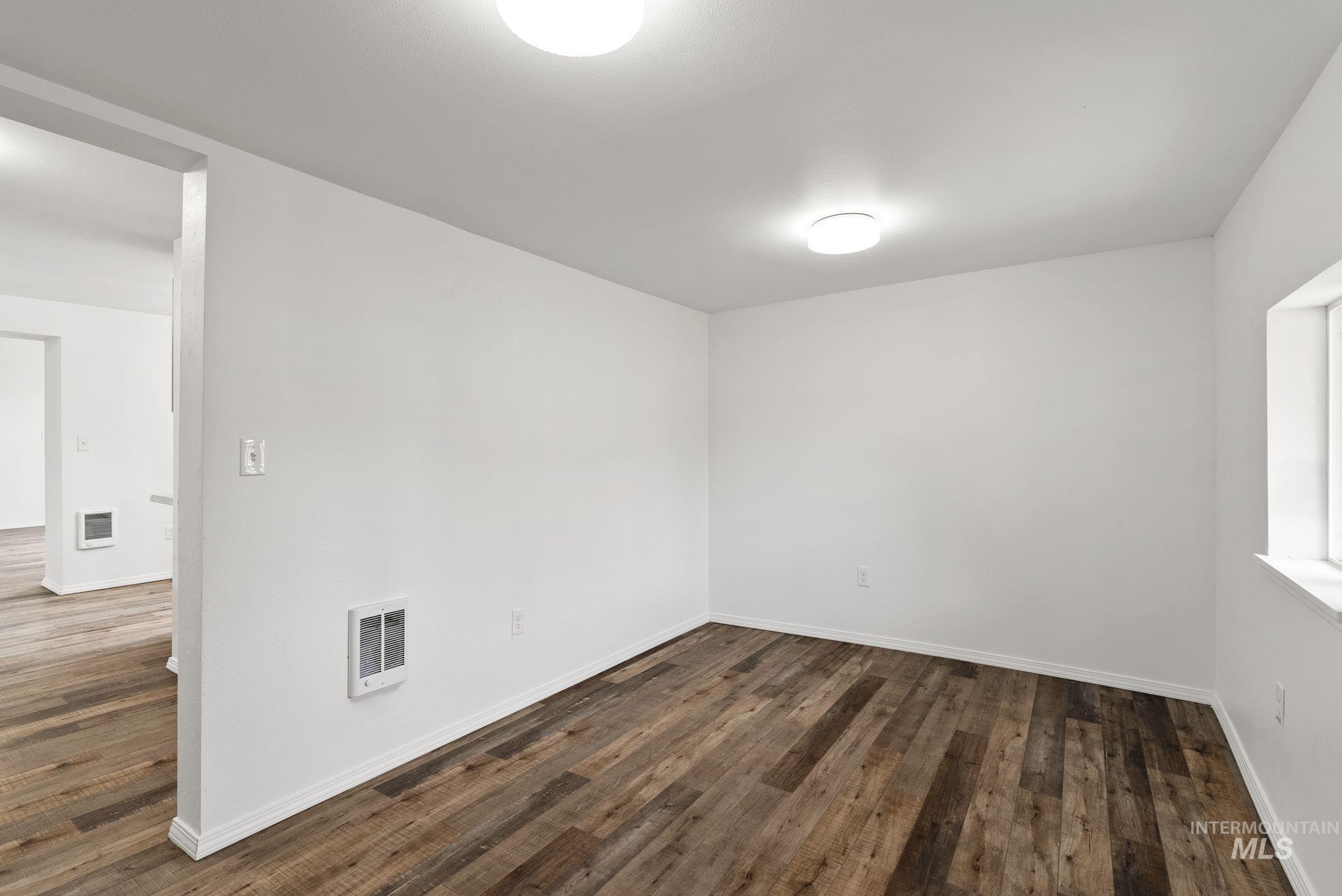 1156 13th St, Clarkston, Washington 99403, 1 Bedroom, 1 Bathroom, Residential Income For Sale, Price $359,000, 98947431