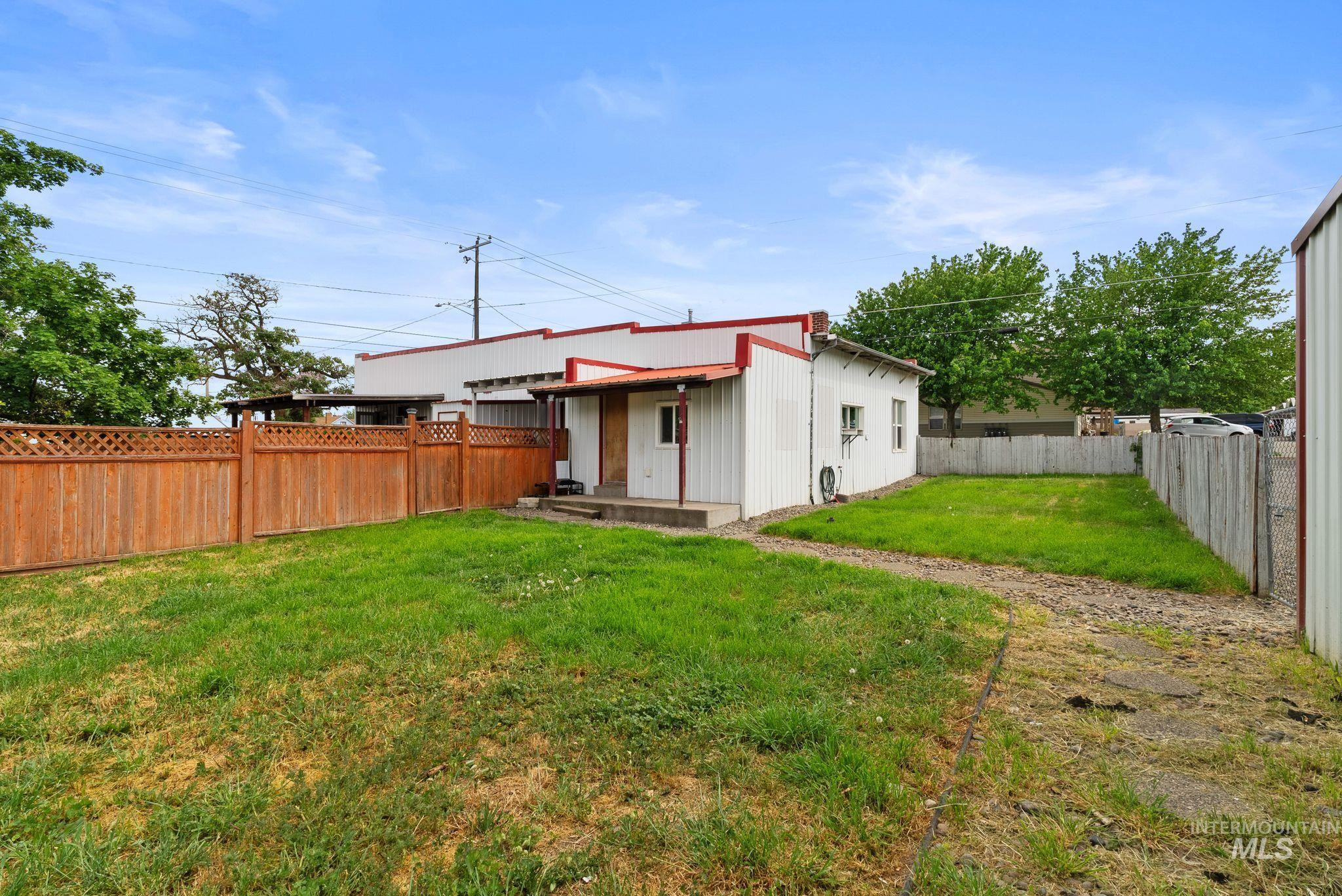 1156 13th St, Clarkston, Washington 99403, 1 Bedroom, 1 Bathroom, Residential Income For Sale, Price $359,000, 98947431