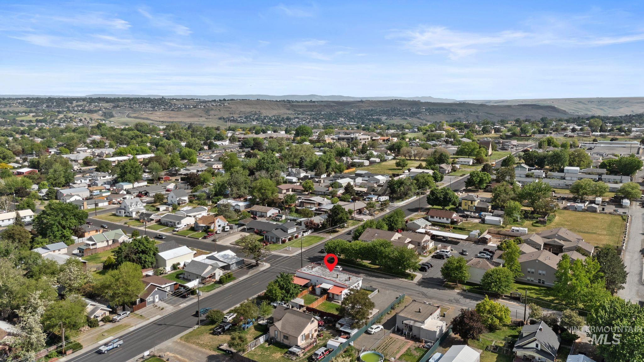 1156 13th St, Clarkston, Washington 99403, 1 Bedroom, 1 Bathroom, Residential Income For Sale, Price $359,000, 98947431