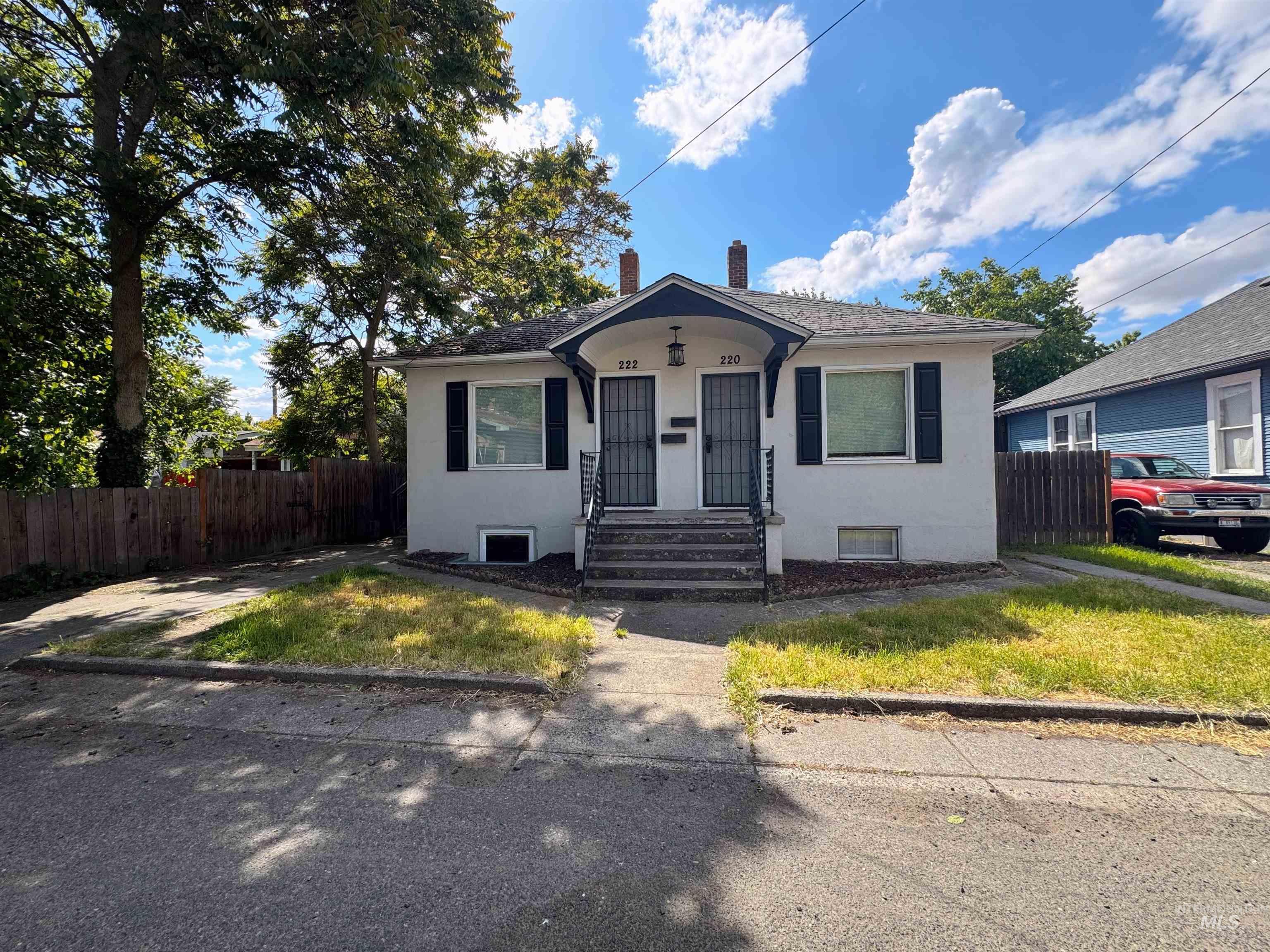 220-222 Glass Way, Lewiston, Idaho 83501, 1 Bedroom, 1 Bathroom, Residential Income For Sale, Price $330,000, 98947438