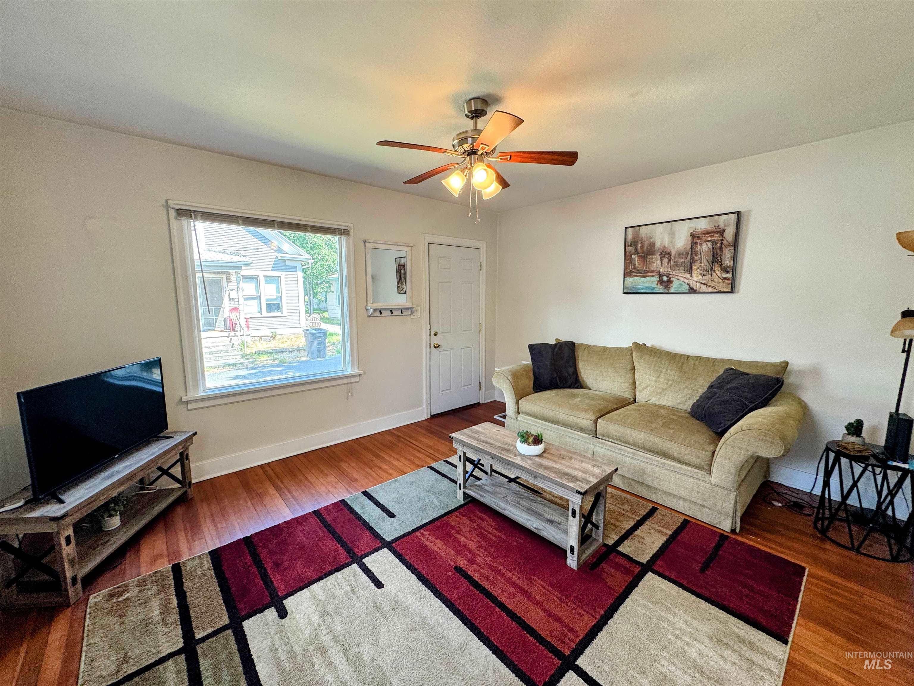 220-222 Glass Way, Lewiston, Idaho 83501, 1 Bedroom, 1 Bathroom, Residential Income For Sale, Price $330,000, 98947438