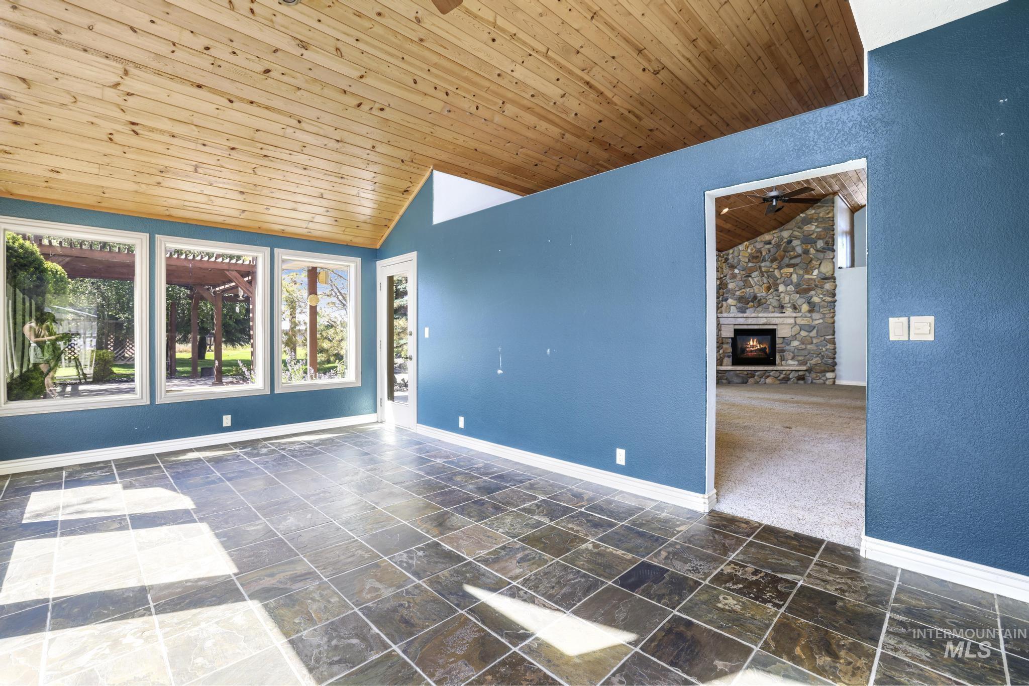 70 Pelican Drive, Rupert, Idaho 83350-0000, 3 Bedrooms, 2.5 Bathrooms, Residential For Sale, Price $650,000, 98947450