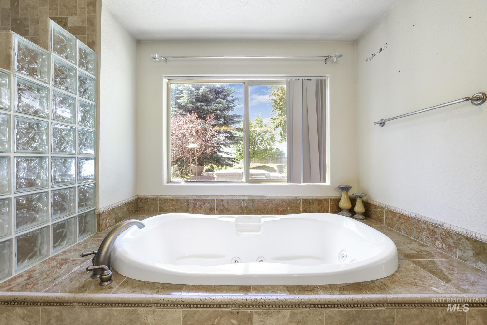 70 Pelican Drive, Rupert, Idaho 83350-0000, 3 Bedrooms, 2.5 Bathrooms, Residential For Sale, Price $650,000, 98947450