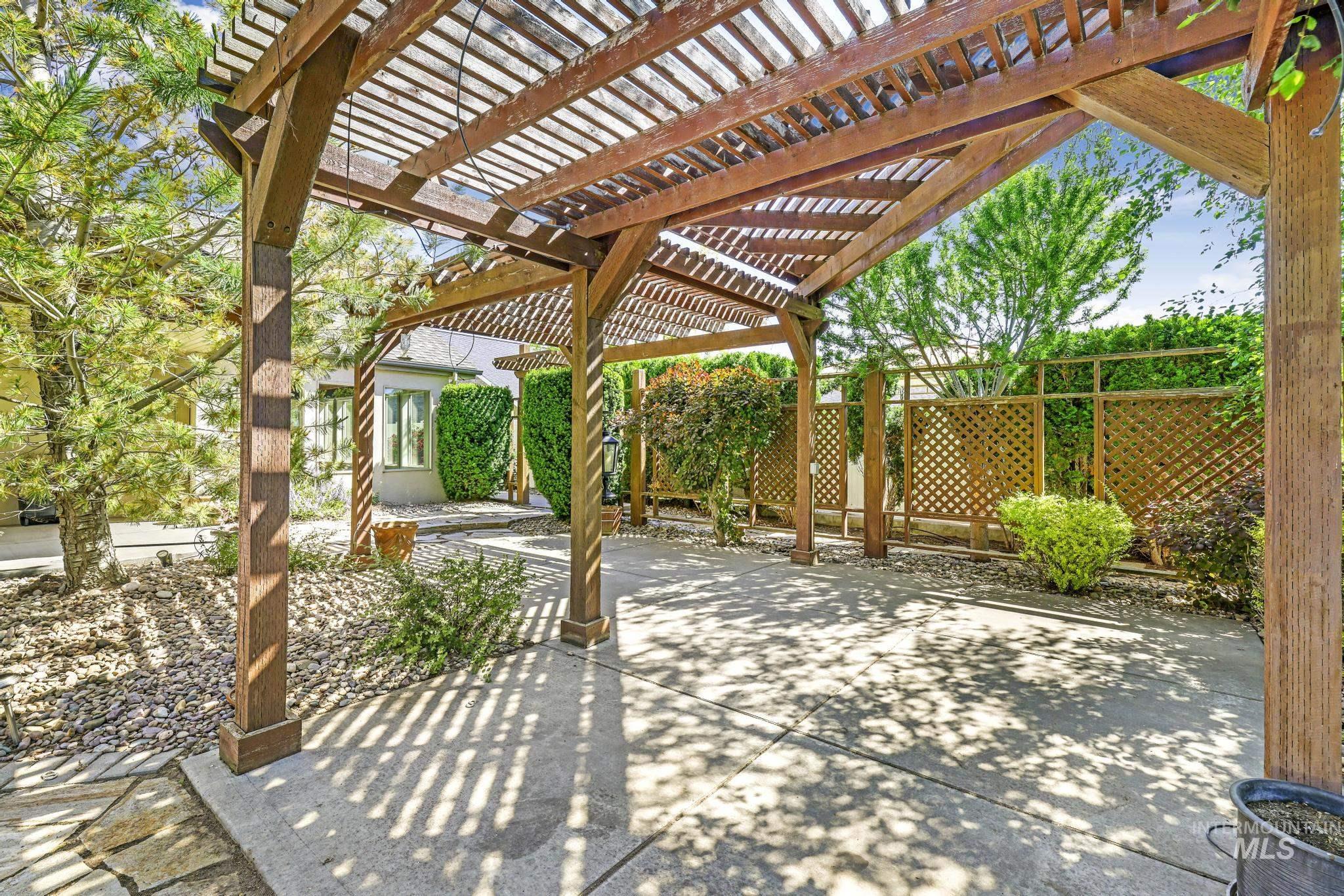 70 Pelican Drive, Rupert, Idaho 83350-0000, 3 Bedrooms, 2.5 Bathrooms, Residential For Sale, Price $650,000, 98947450