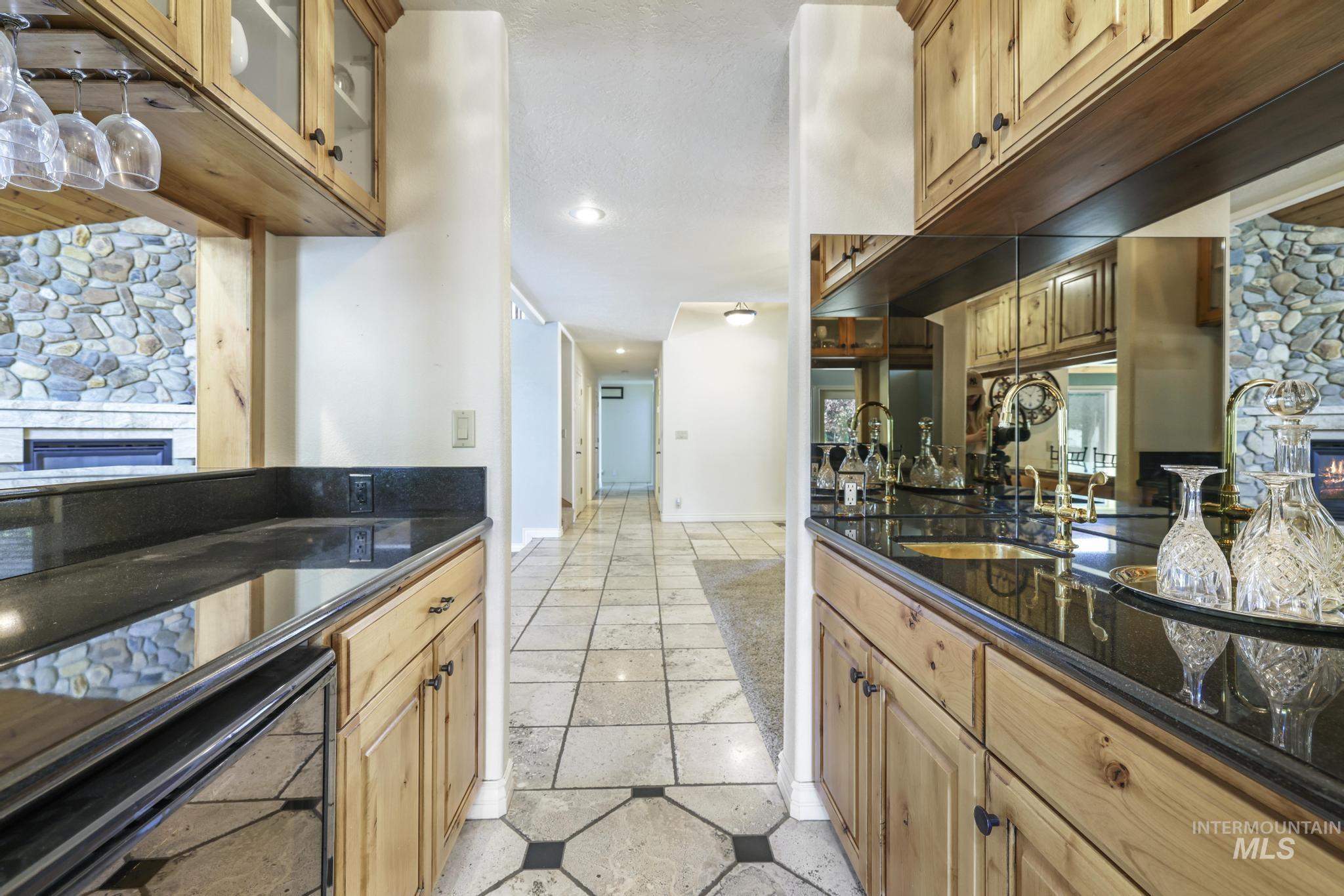 70 Pelican Drive, Rupert, Idaho 83350-0000, 3 Bedrooms, 2.5 Bathrooms, Residential For Sale, Price $650,000, 98947450