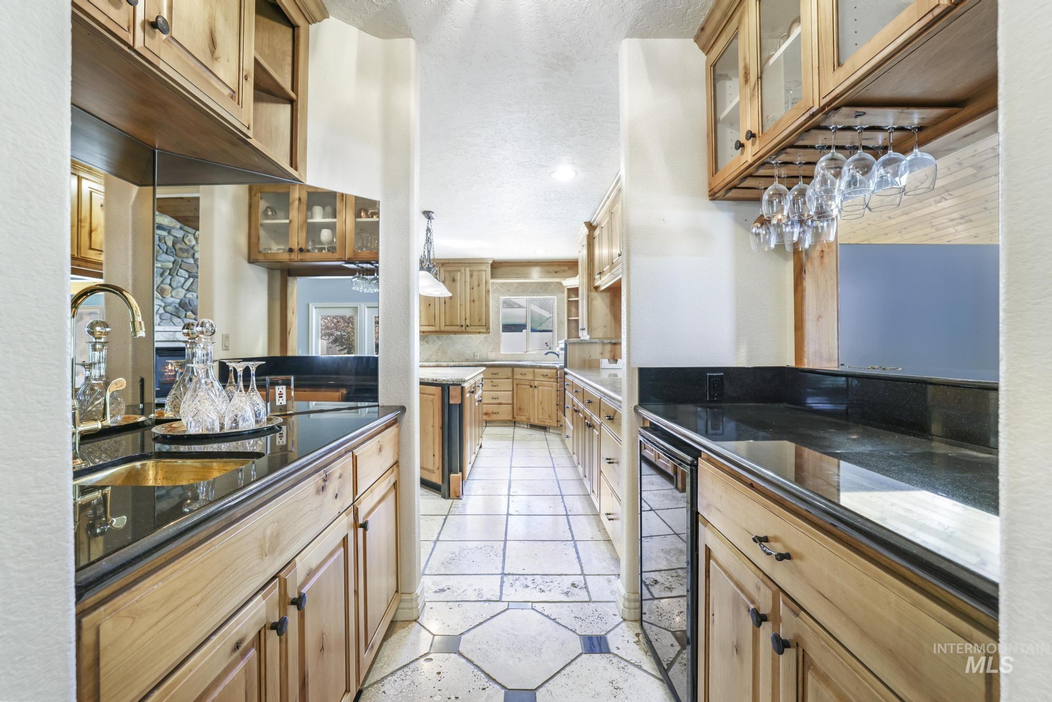70 Pelican Drive, Rupert, Idaho 83350-0000, 3 Bedrooms, 2.5 Bathrooms, Residential For Sale, Price $650,000, 98947450