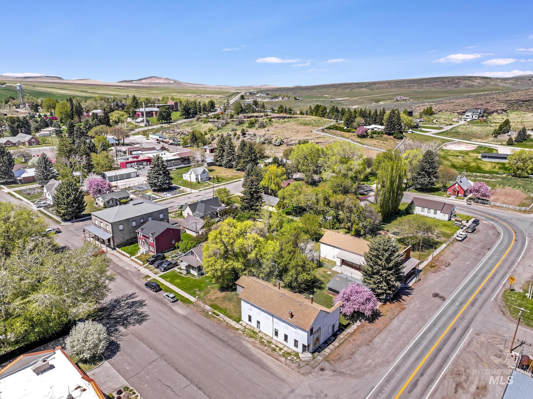 249 Main Street, Albion, Idaho 83311-0000, 2 Bedrooms, 6 Rooms, Business/Commercial For Sale, Price $150,000, 98947463