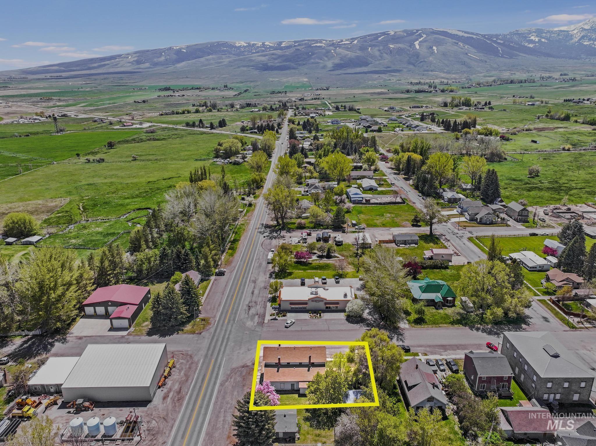 249 Main Street, Albion, Idaho 83311-0000, 2 Bedrooms, 6 Rooms, Business/Commercial For Sale, Price $150,000, 98947463
