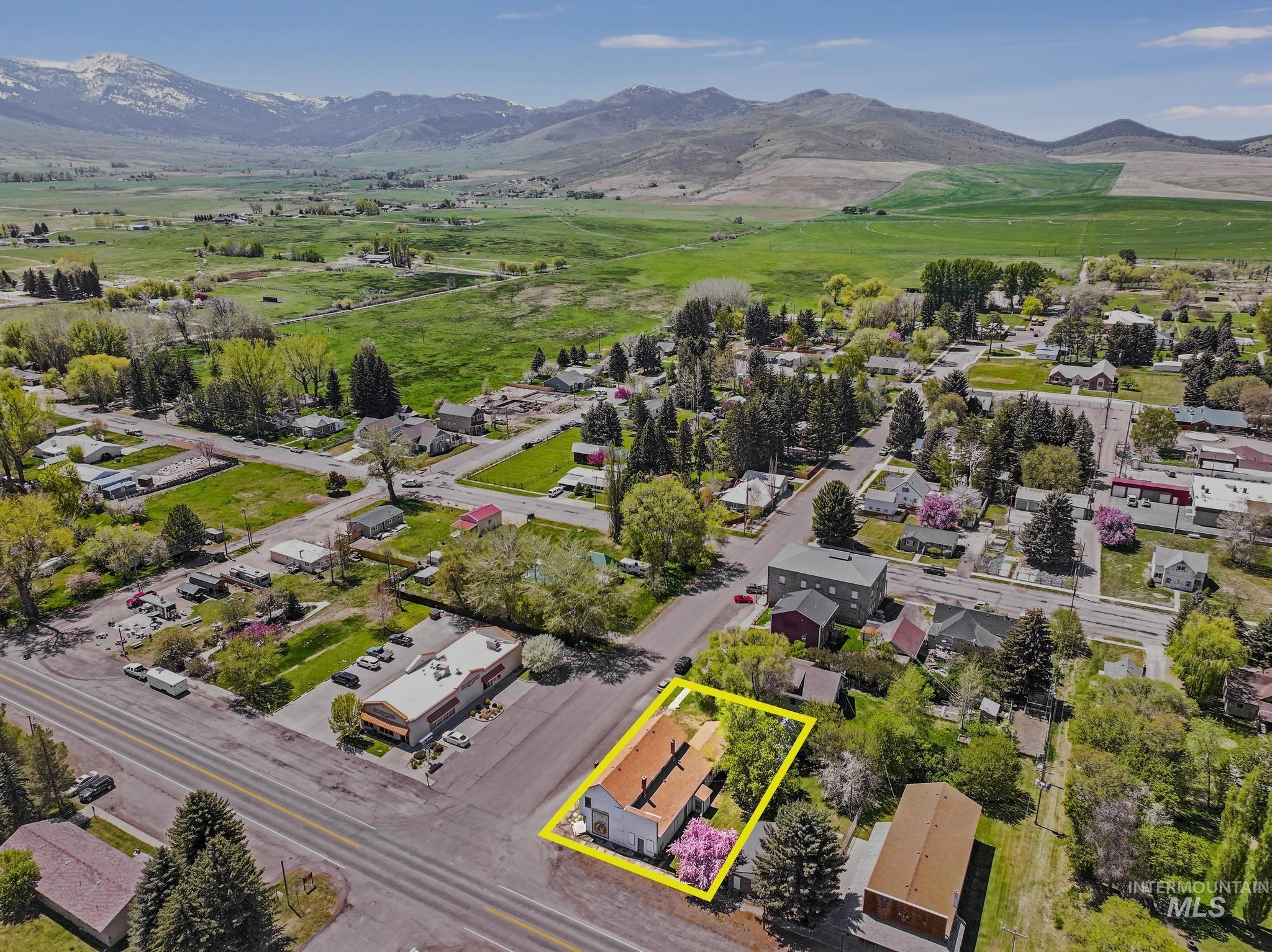 249 Main Street, Albion, Idaho 83311-0000, 2 Bedrooms, 6 Rooms, Business/Commercial For Sale, Price $150,000, 98947463