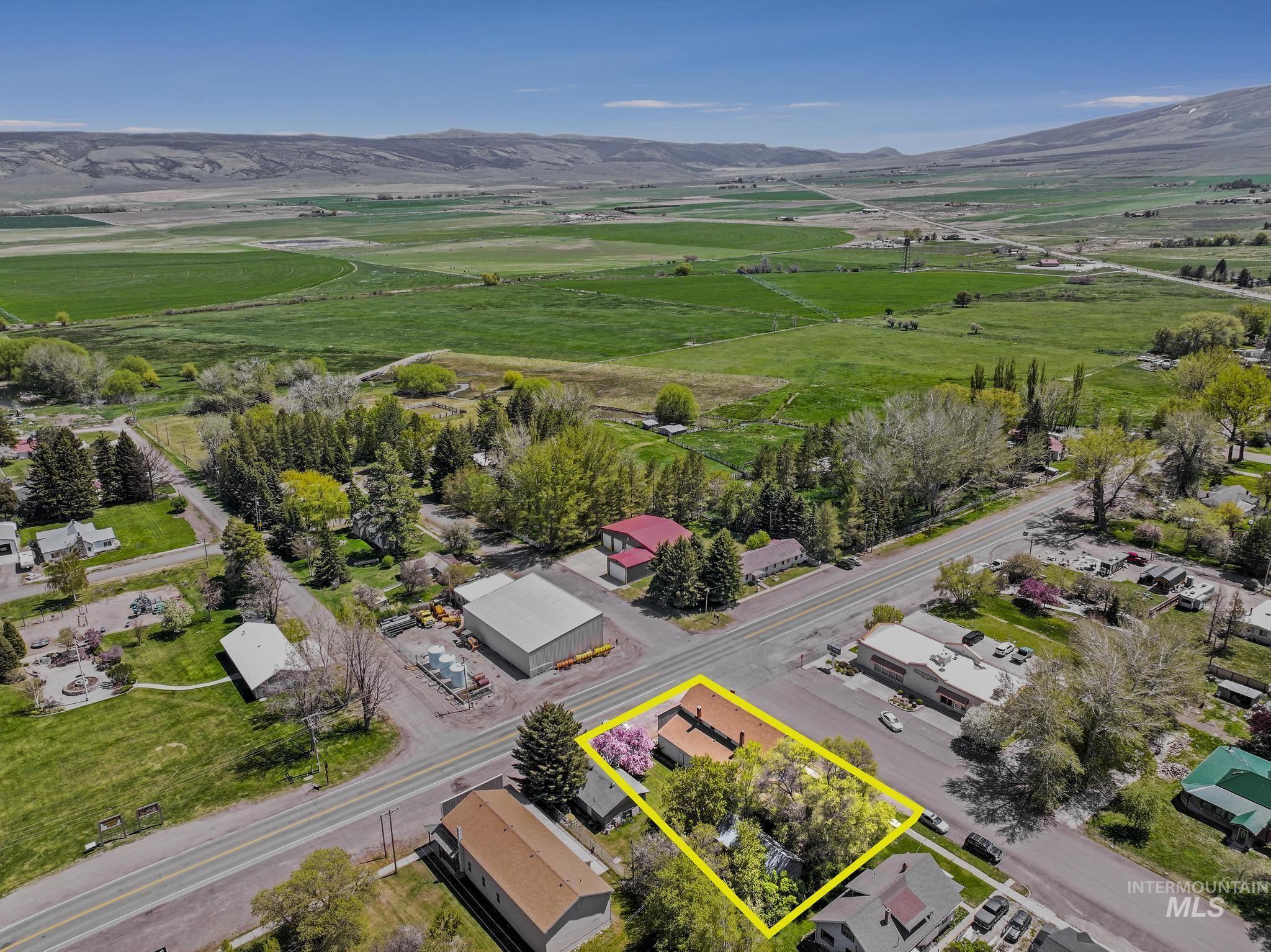 249 Main Street, Albion, Idaho 83311-0000, 2 Bedrooms, 6 Rooms, Business/Commercial For Sale, Price $150,000, 98947463