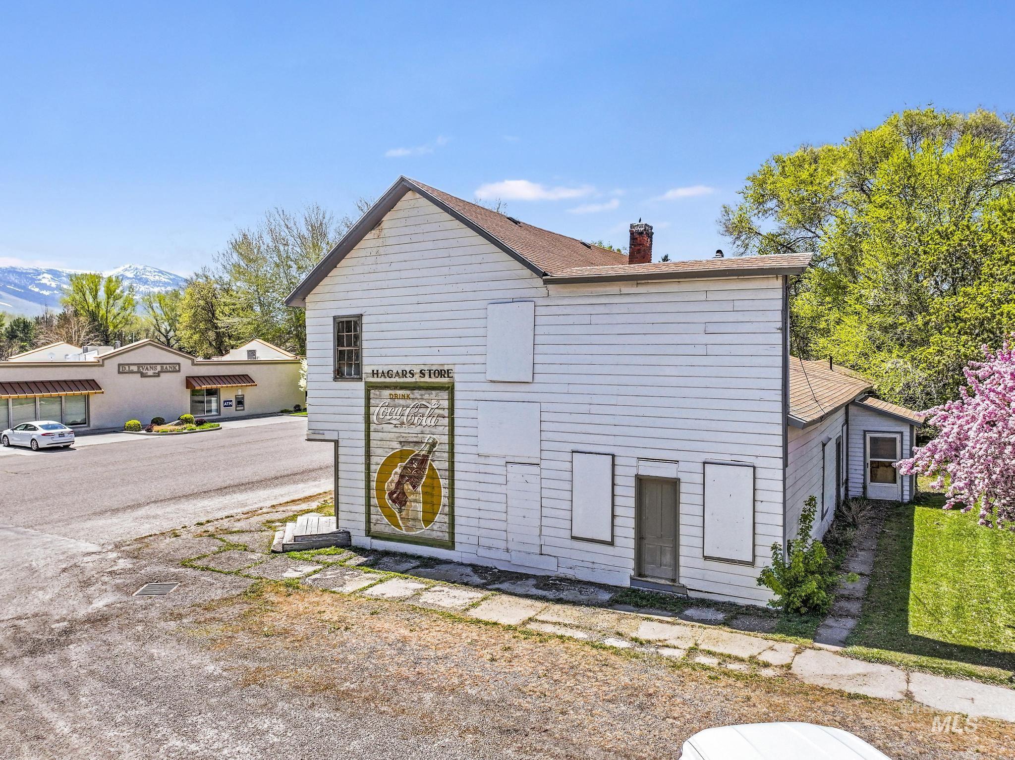 249 Main Street, Albion, Idaho 83311-0000, 2 Bedrooms, 6 Rooms, Business/Commercial For Sale, Price $150,000, 98947463