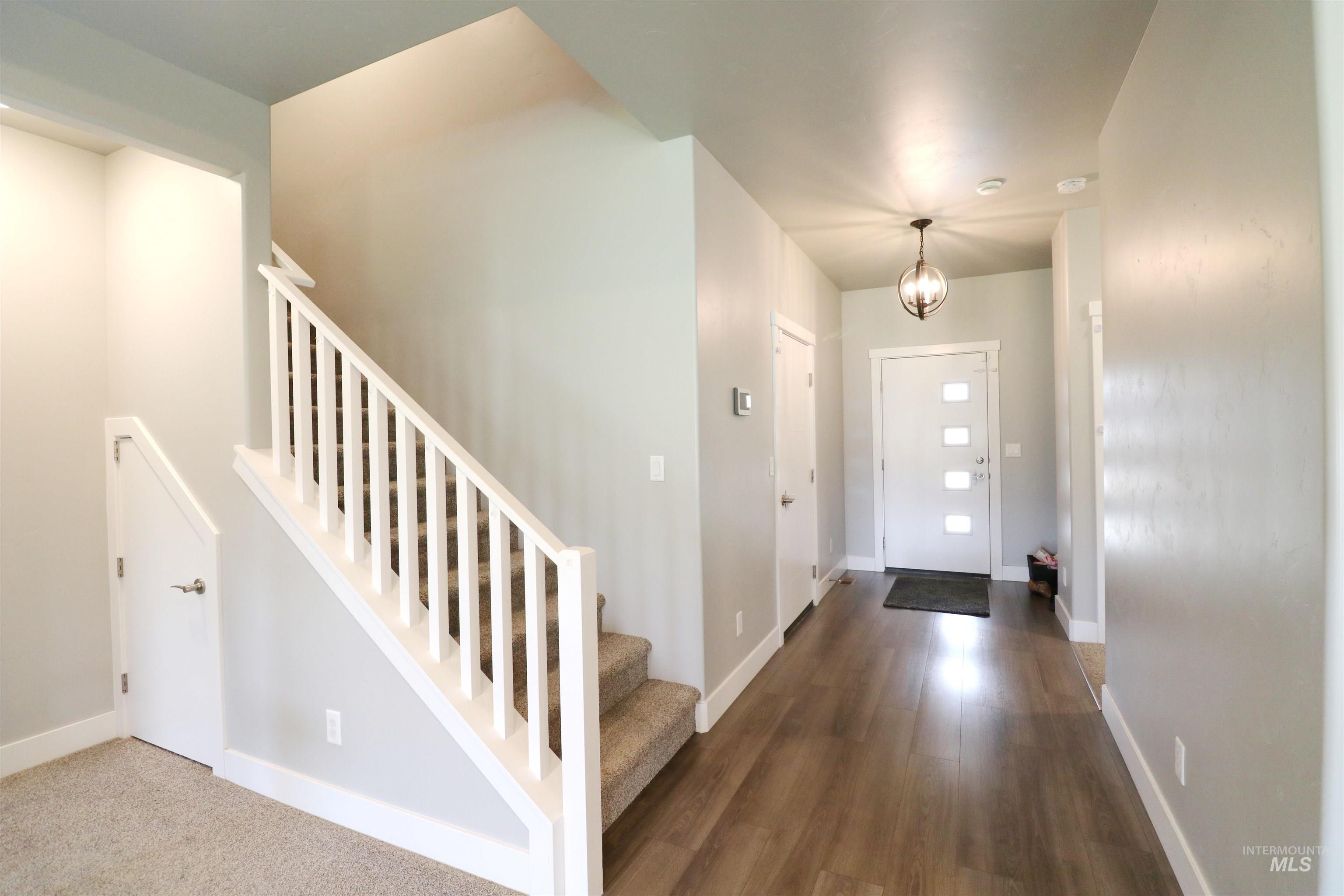1983 Prospector Way, Twin Falls, Idaho 83301, 4 Bedrooms, 4 Bathrooms, Residential For Sale, Price $572,900, 98947468