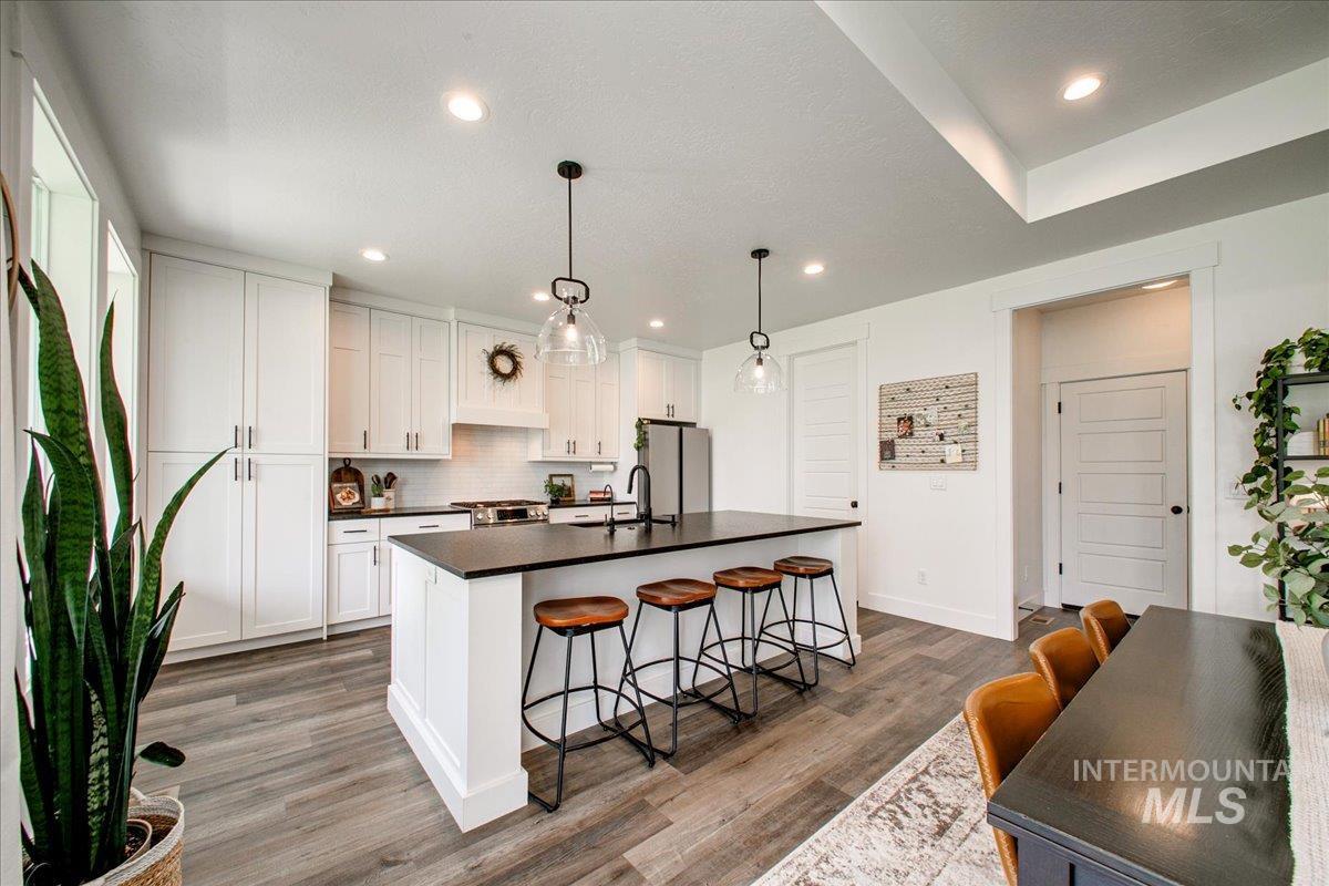 18366 Hush Creek Way, Nampa, Idaho 83687, 4 Bedrooms, 2.5 Bathrooms, Residential For Sale, Price $579,900, 98947473