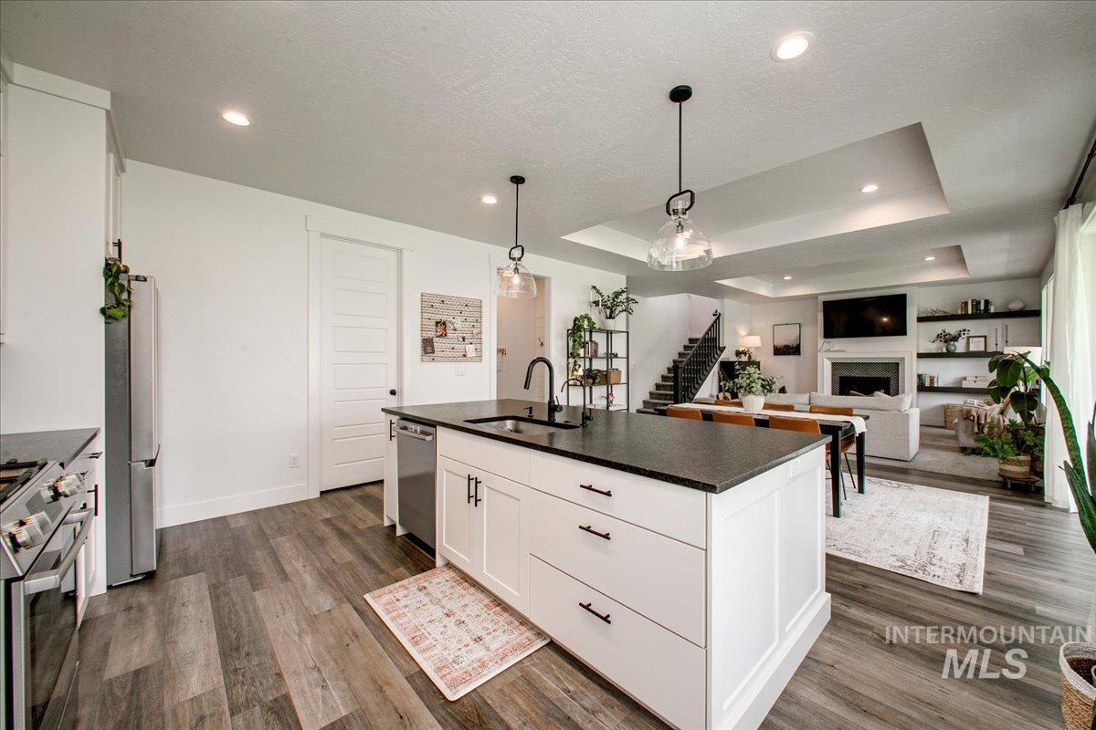 18366 Hush Creek Way, Nampa, Idaho 83687, 4 Bedrooms, 2.5 Bathrooms, Residential For Sale, Price $579,900, 98947473