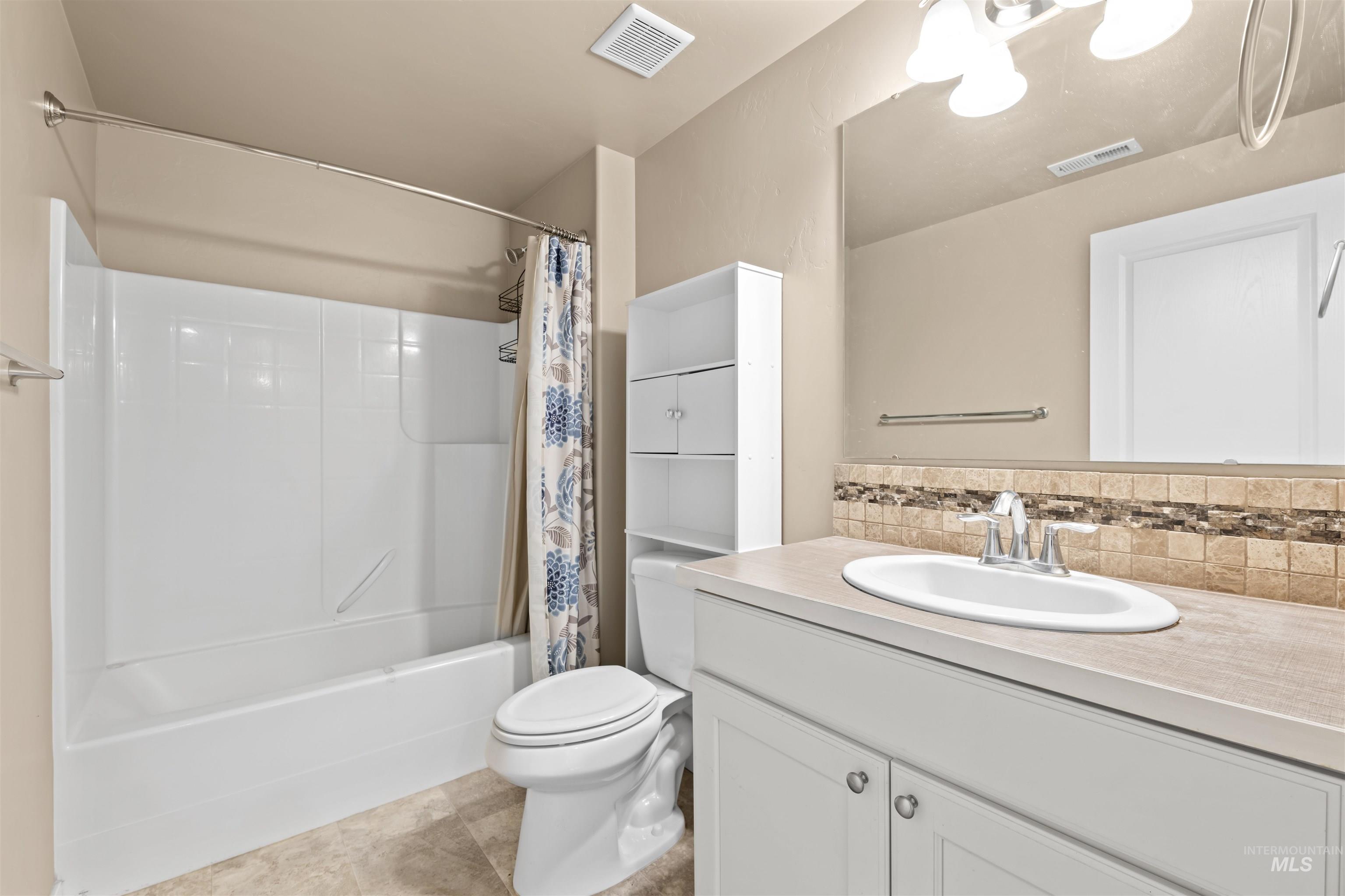 3605 S Edgeview, Nampa, Idaho 83686, 3 Bedrooms, 2 Bathrooms, Residential For Sale, Price $439,900, 98947478