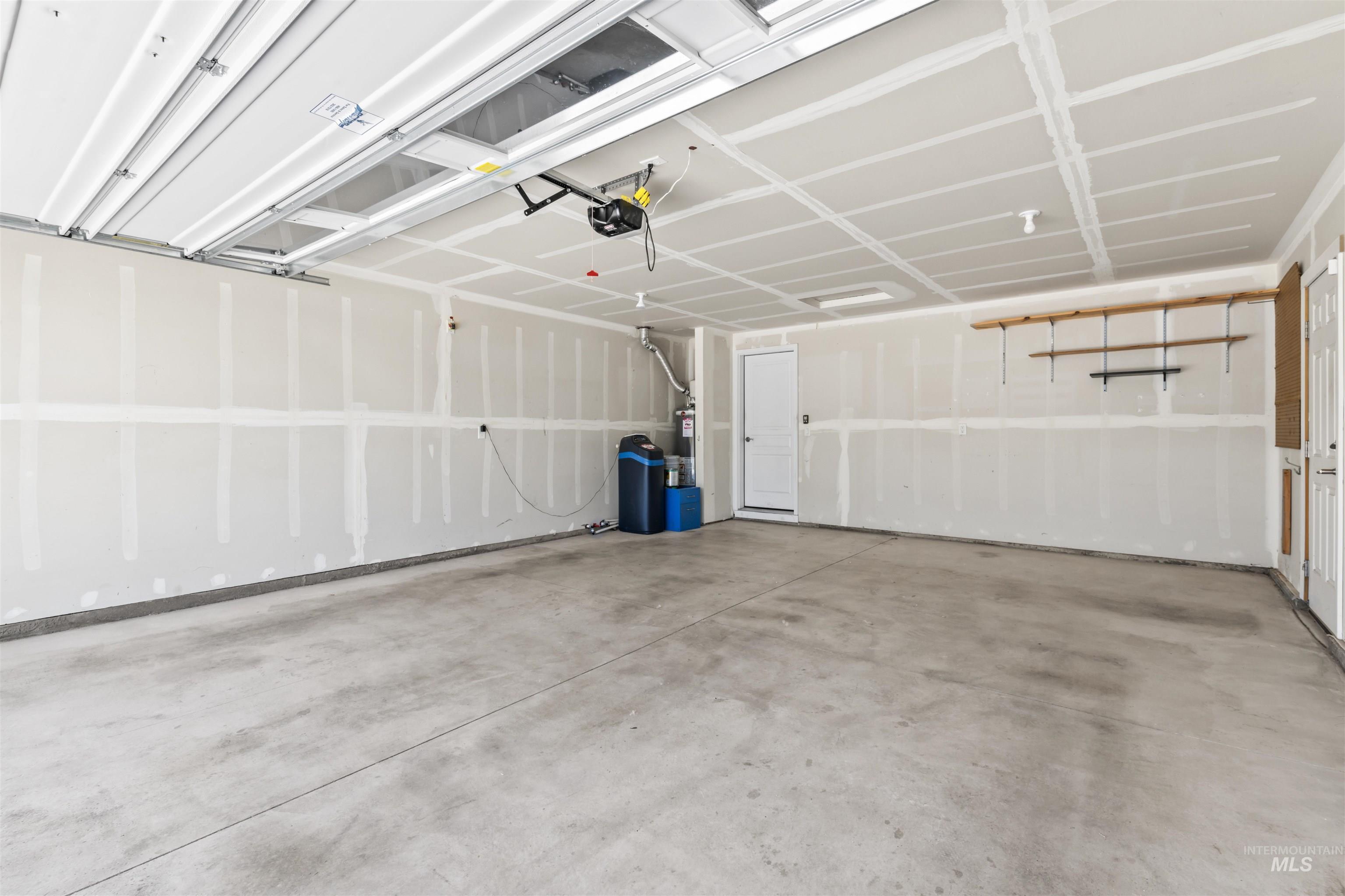 3605 S Edgeview, Nampa, Idaho 83686, 3 Bedrooms, 2 Bathrooms, Residential For Sale, Price $439,900, 98947478
