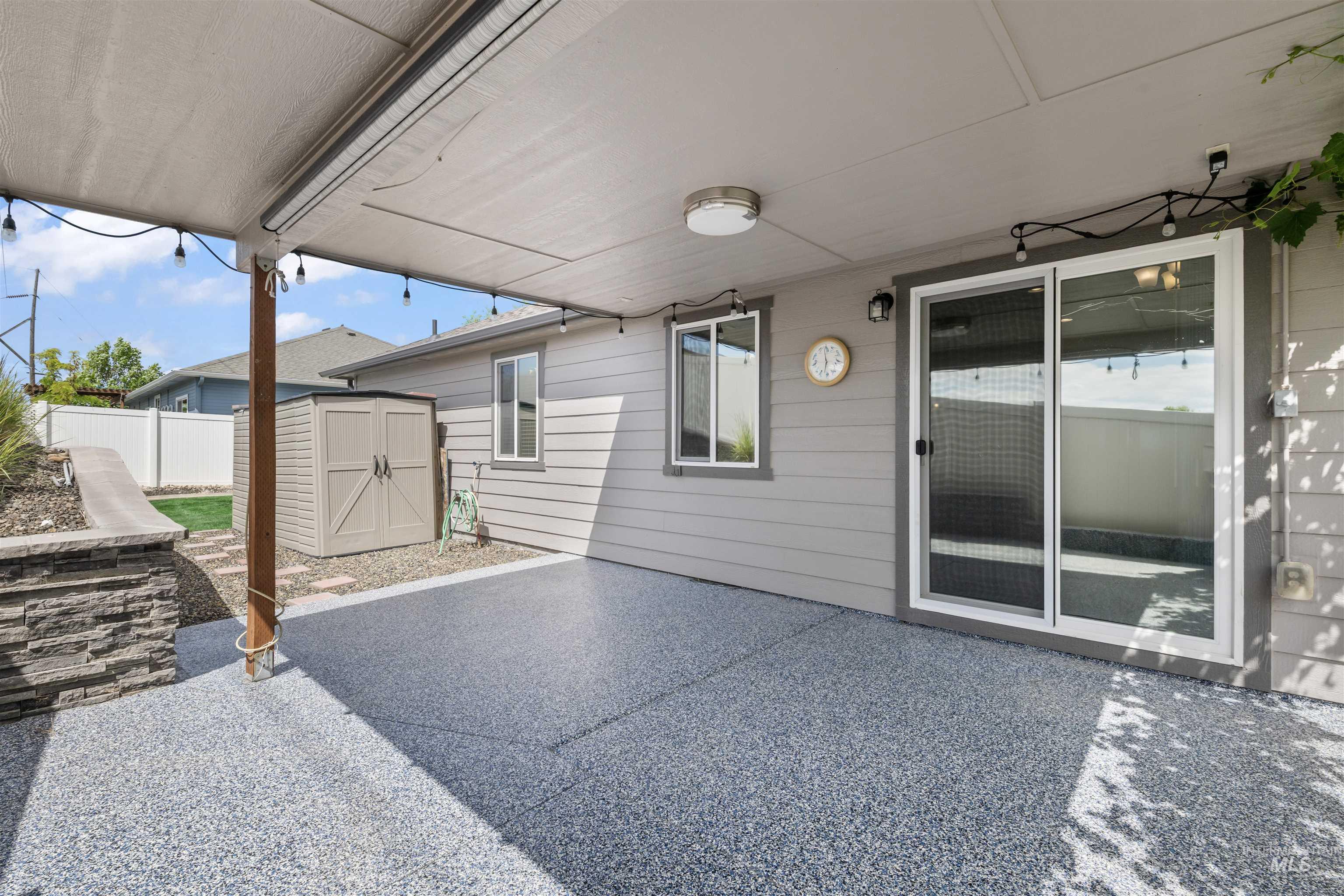 3605 S Edgeview, Nampa, Idaho 83686, 3 Bedrooms, 2 Bathrooms, Residential For Sale, Price $439,900, 98947478
