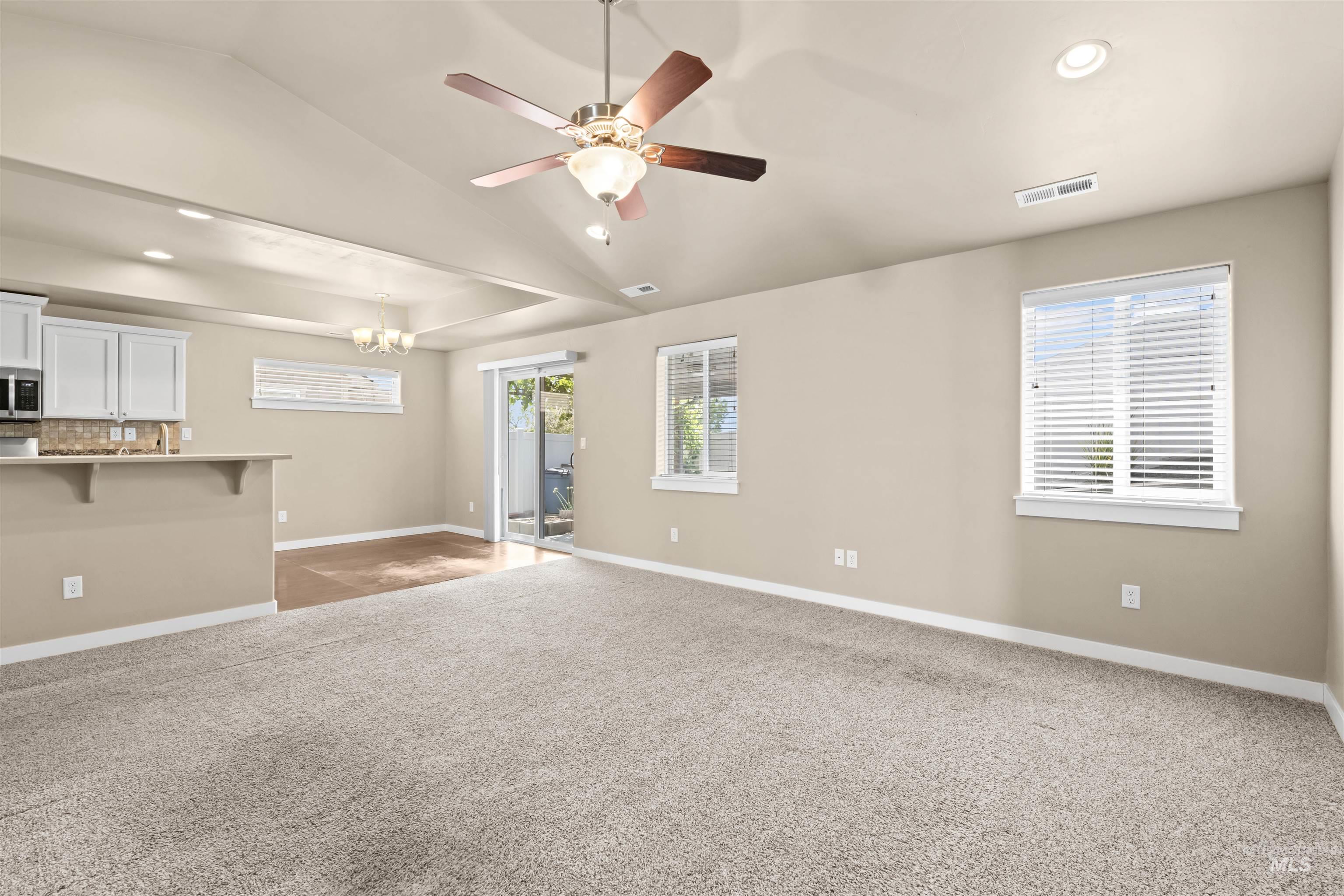 3605 S Edgeview, Nampa, Idaho 83686, 3 Bedrooms, 2 Bathrooms, Residential For Sale, Price $439,900, 98947478