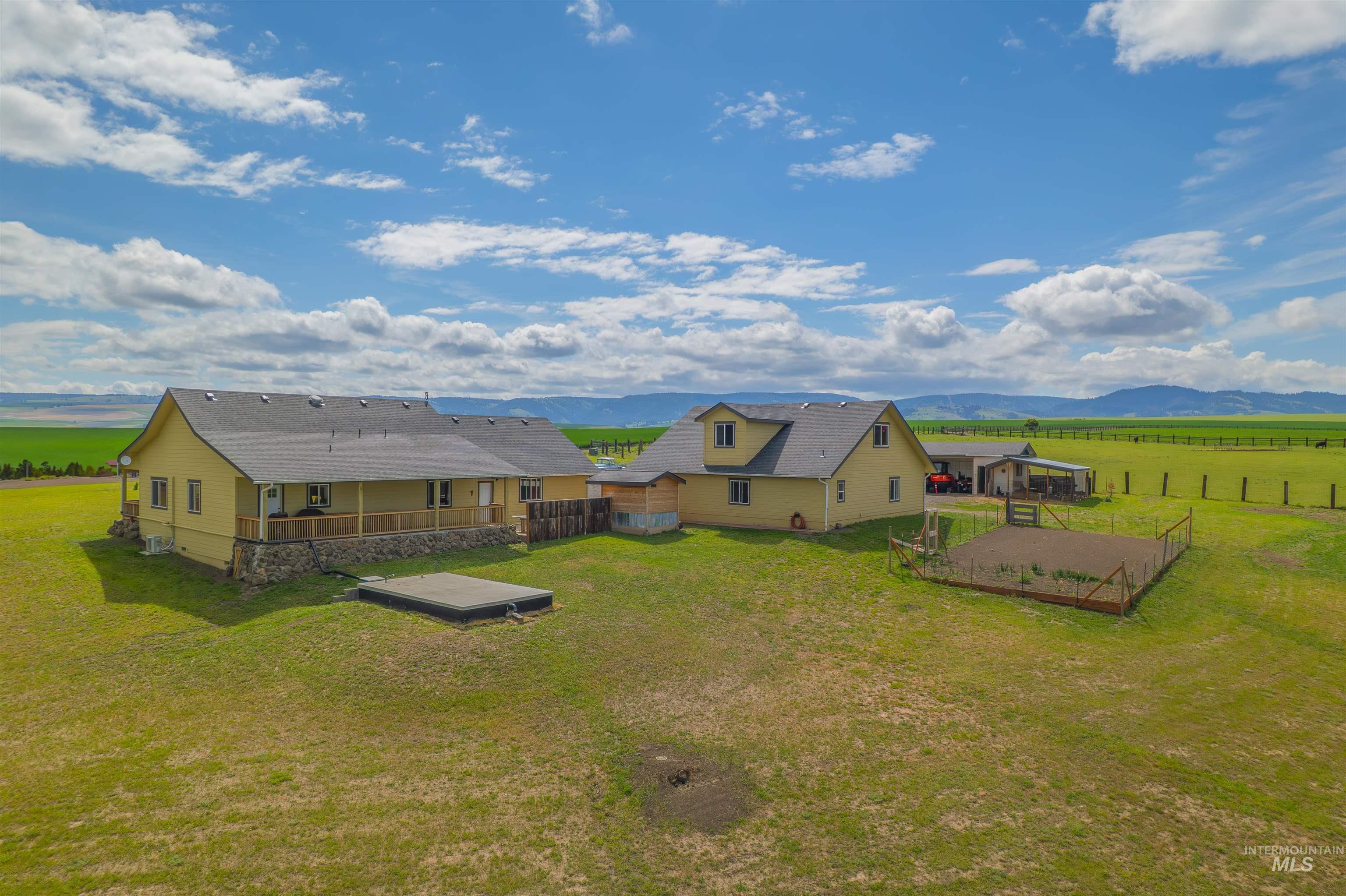 35406 Galen Drive, Lewiston, Idaho 83501, 2 Bedrooms, 1 Bathroom, Residential For Sale, Price $845,000, 98947481