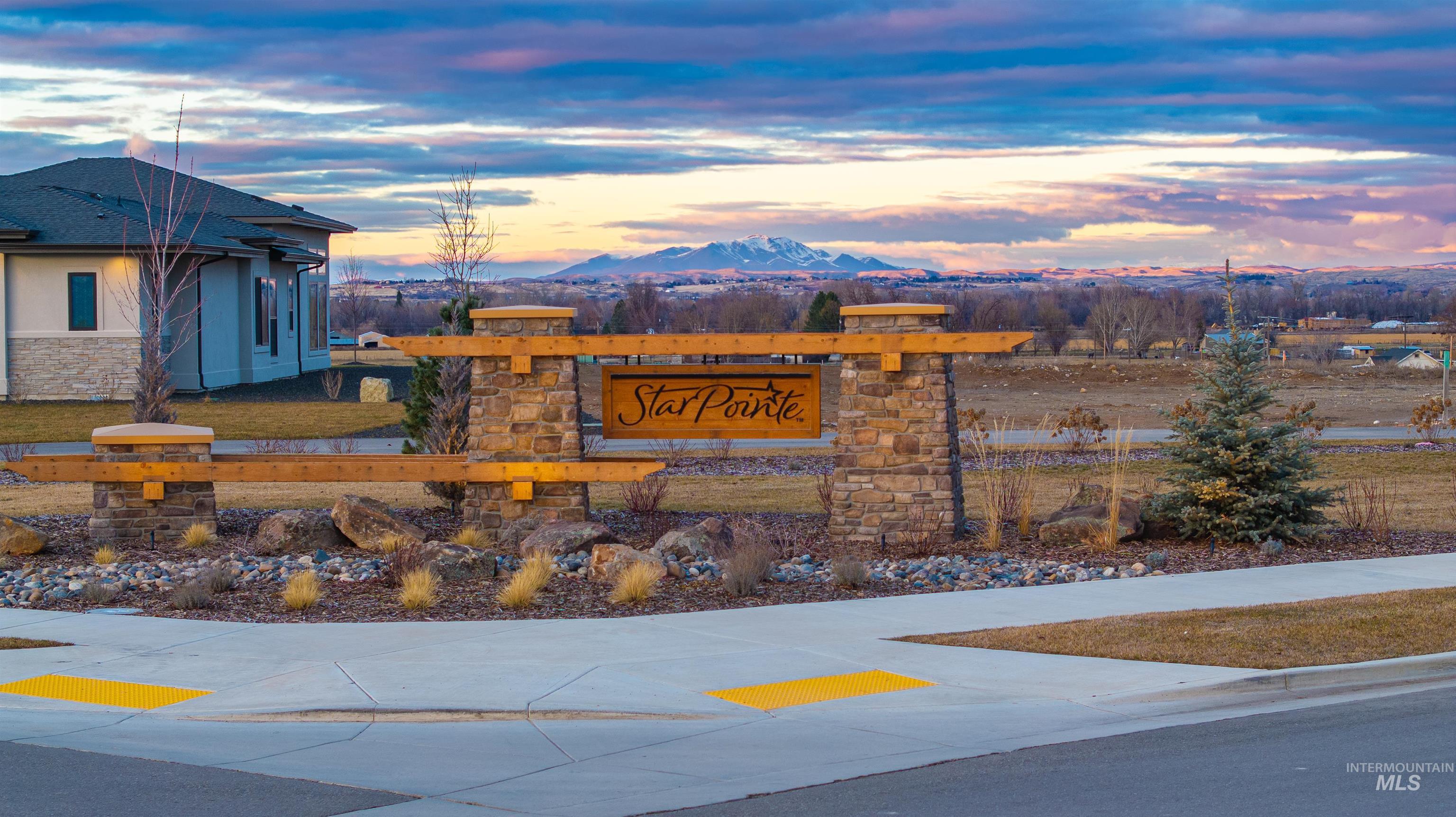 6851 N Valley Breeze Ave, Meridian, Idaho 83646, 5 Bedrooms, 2.5 Bathrooms, Residential For Sale, Price $767,900, 98947489