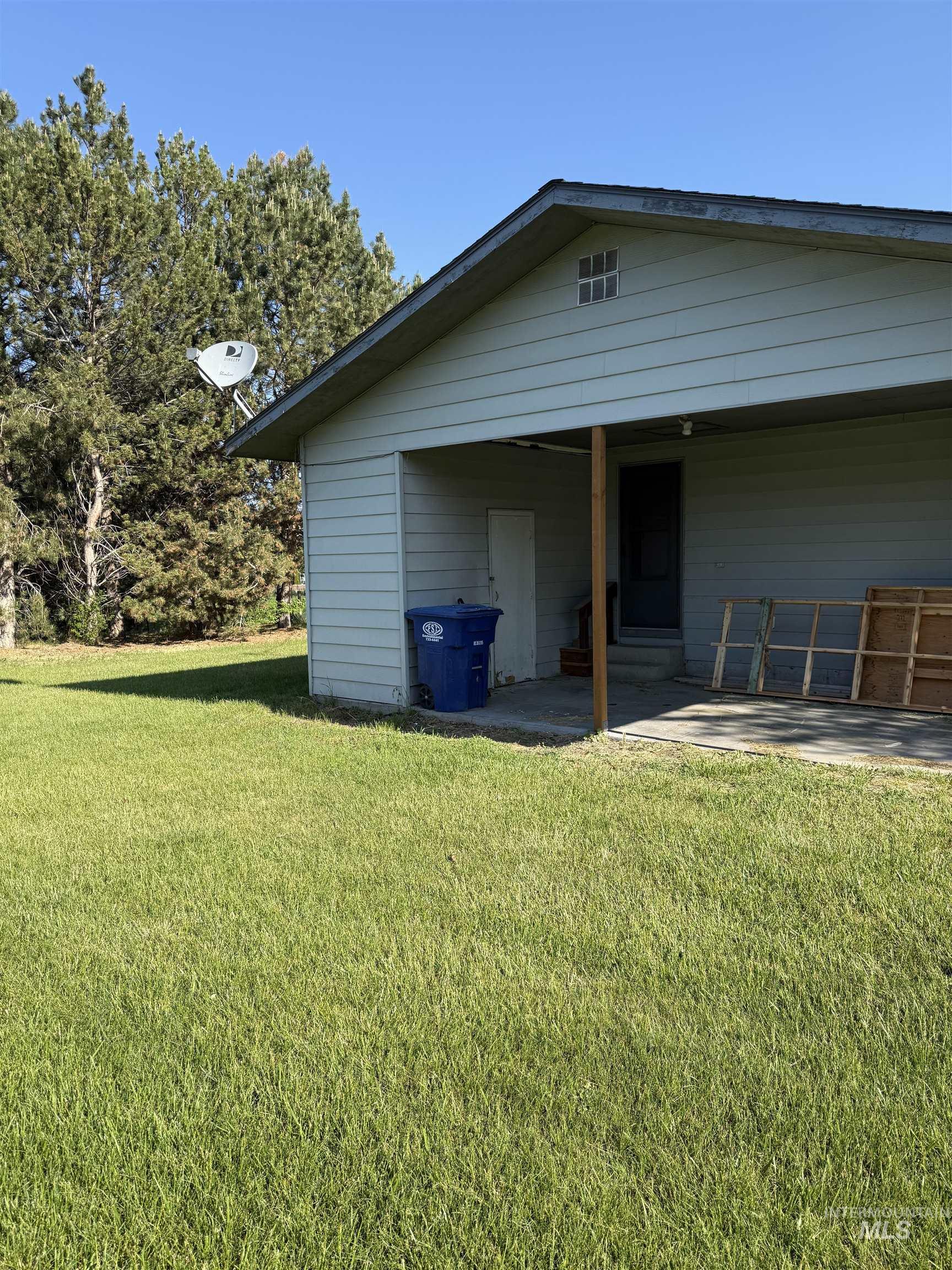 140 Quick Silver Ave, Hagerman, Idaho 83332-5027, 5 Bedrooms, 2 Bathrooms, Residential For Sale, Price $279,999, 98947534