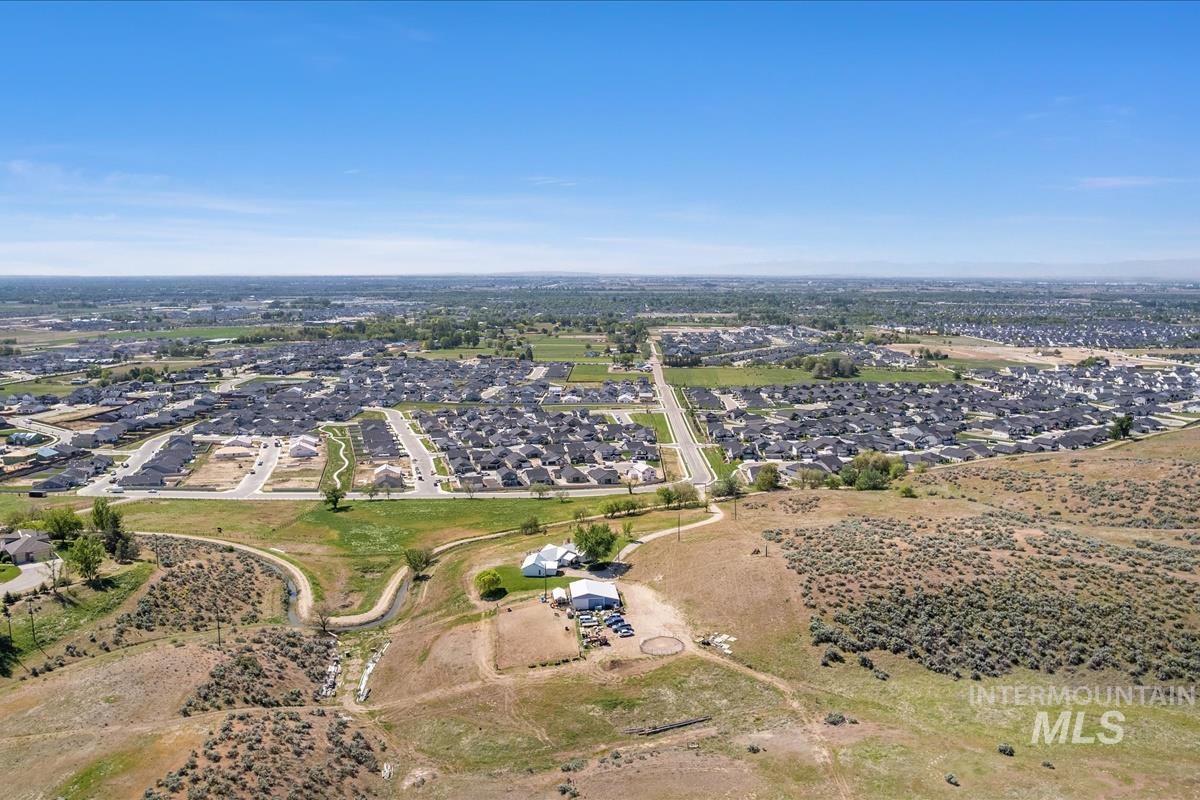 10200 W Scenic View, Star, Idaho 83669, 4 Bedrooms, 2.5 Bathrooms, Residential For Sale, Price $2,395,000, 98947539