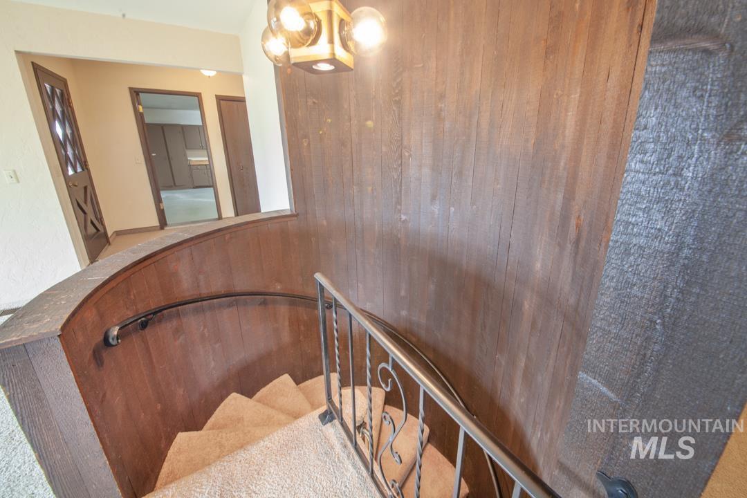 2634 Laurel Ct, Clarkston, Washington 99403, 4 Bedrooms, 3 Bathrooms, Residential For Sale, Price $399,000, 98947560