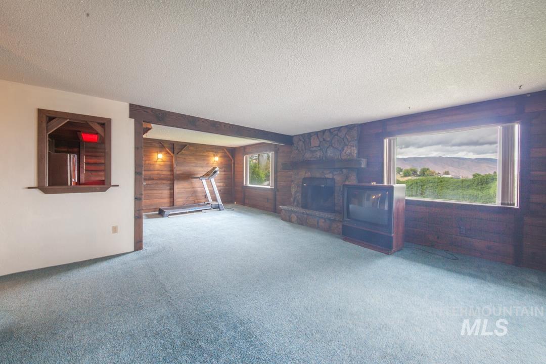 2634 Laurel Ct, Clarkston, Washington 99403, 4 Bedrooms, 3 Bathrooms, Residential For Sale, Price $399,000, 98947560