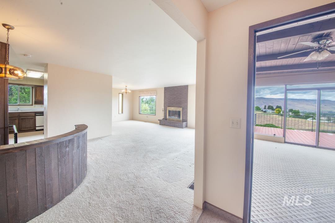 2634 Laurel Ct, Clarkston, Washington 99403, 4 Bedrooms, 3 Bathrooms, Residential For Sale, Price $399,000, 98947560