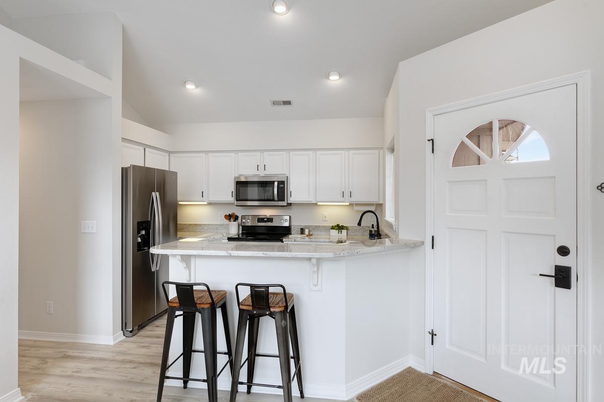 5158 S Surprise Way, Boise, Idaho 83716, 2 Bedrooms, 2 Bathrooms, Residential Income For Sale, Price $415,000, 98947581
