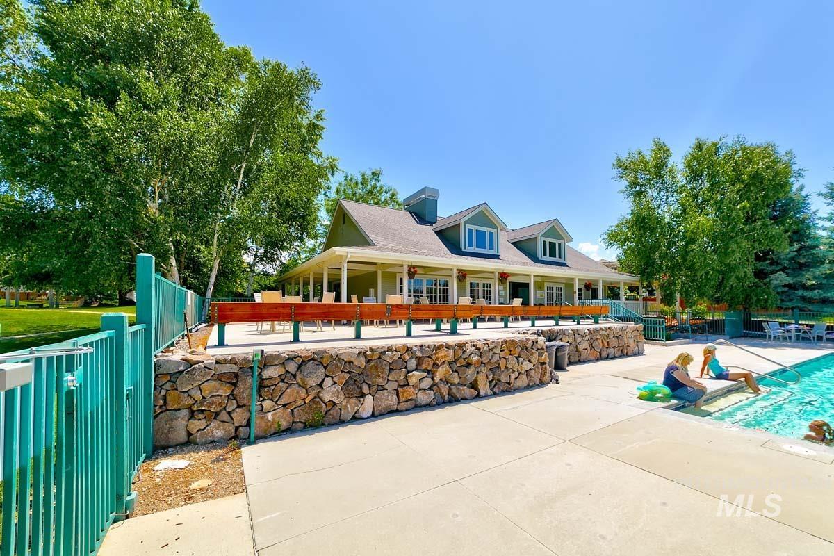5158 S Surprise Way, Boise, Idaho 83716, 2 Bedrooms, 2 Bathrooms, Residential Income For Sale, Price $415,000, 98947581
