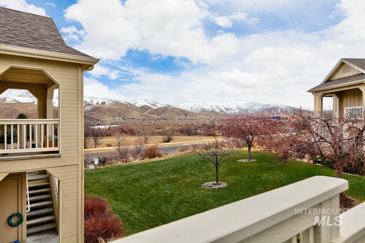 5158 S Surprise Way, Boise, Idaho 83716, 2 Bedrooms, 2 Bathrooms, Residential Income For Sale, Price $415,000, 98947581