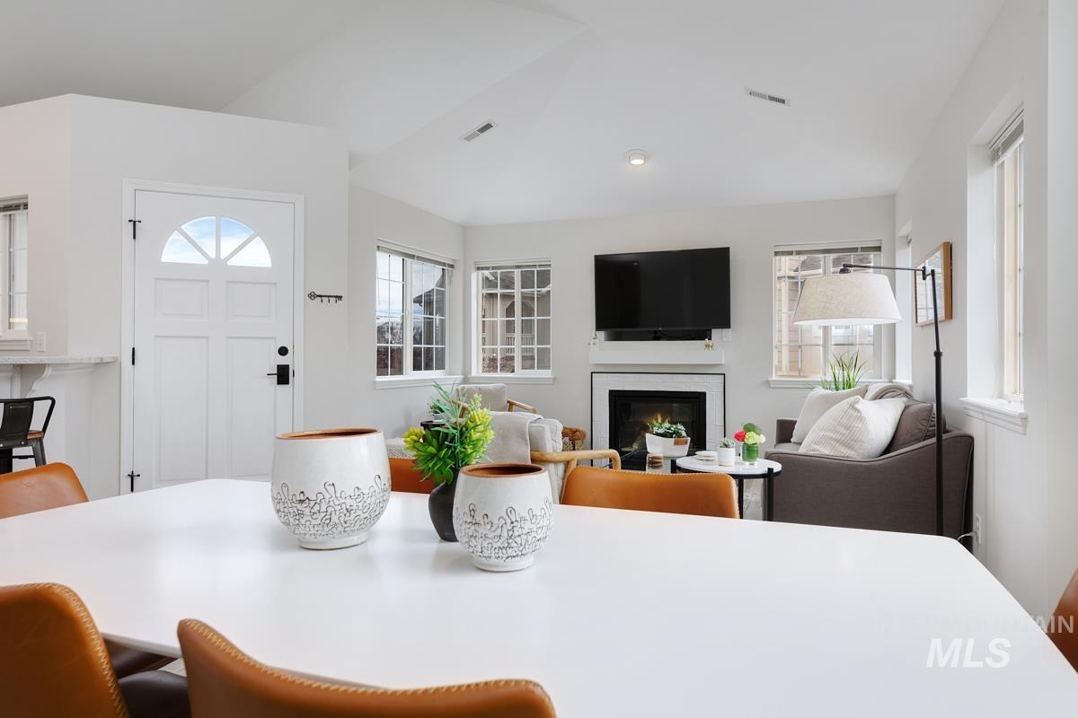 5158 S Surprise Way, Boise, Idaho 83716, 2 Bedrooms, 2 Bathrooms, Residential Income For Sale, Price $415,000, 98947581