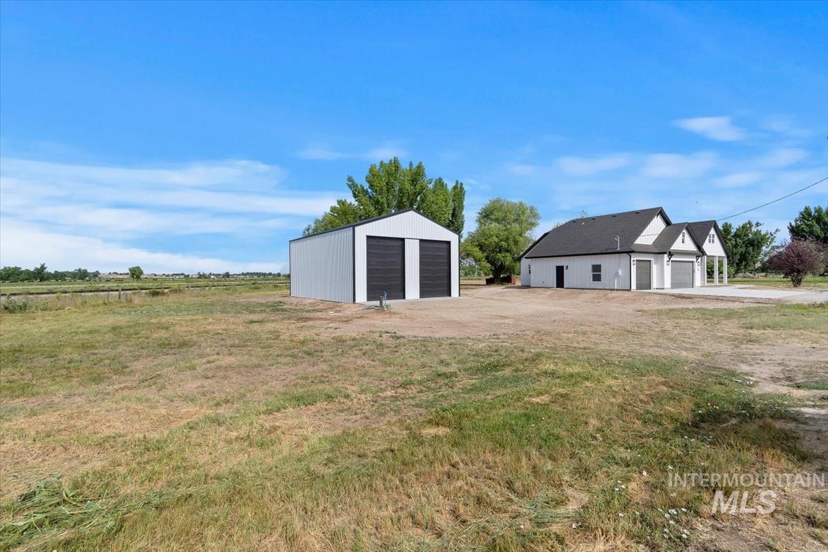 4695 County Line Rd, New Plymouth, Idaho 83655, 3 Bedrooms, 2 Bathrooms, Residential For Sale, Price $849,750, 98947590