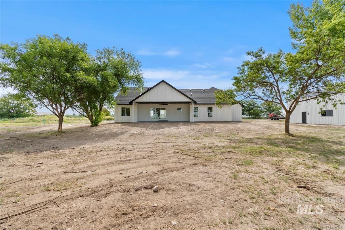 4695 County Line Rd, New Plymouth, Idaho 83655, 3 Bedrooms, 2 Bathrooms, Residential For Sale, Price $849,750, 98947590