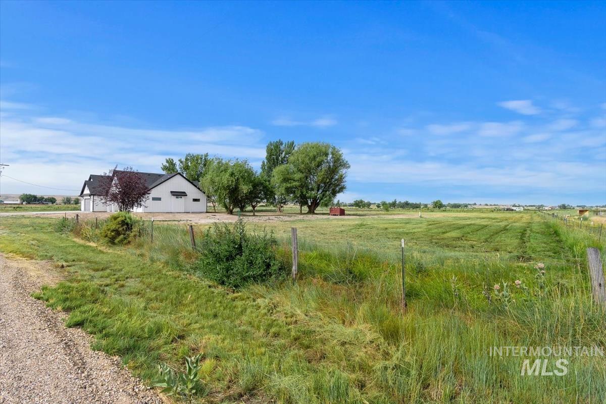 4695 County Line Rd, New Plymouth, Idaho 83655, 3 Bedrooms, 2 Bathrooms, Residential For Sale, Price $849,750, 98947590