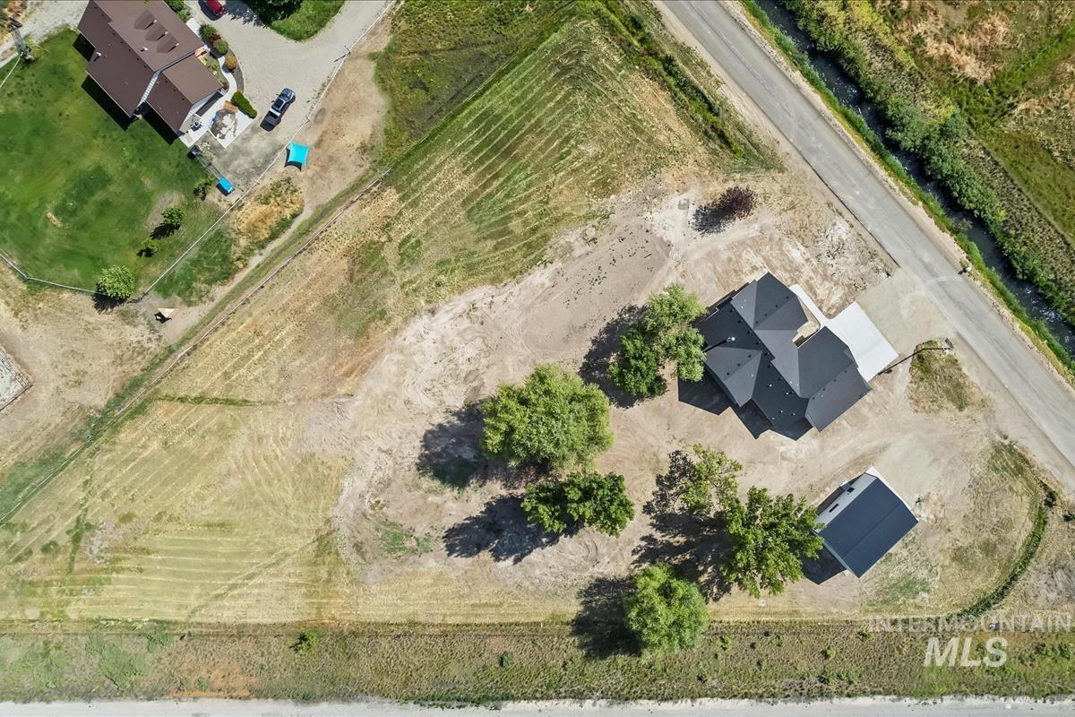 4695 County Line Rd, New Plymouth, Idaho 83655, 3 Bedrooms, 2 Bathrooms, Residential For Sale, Price $849,750, 98947590