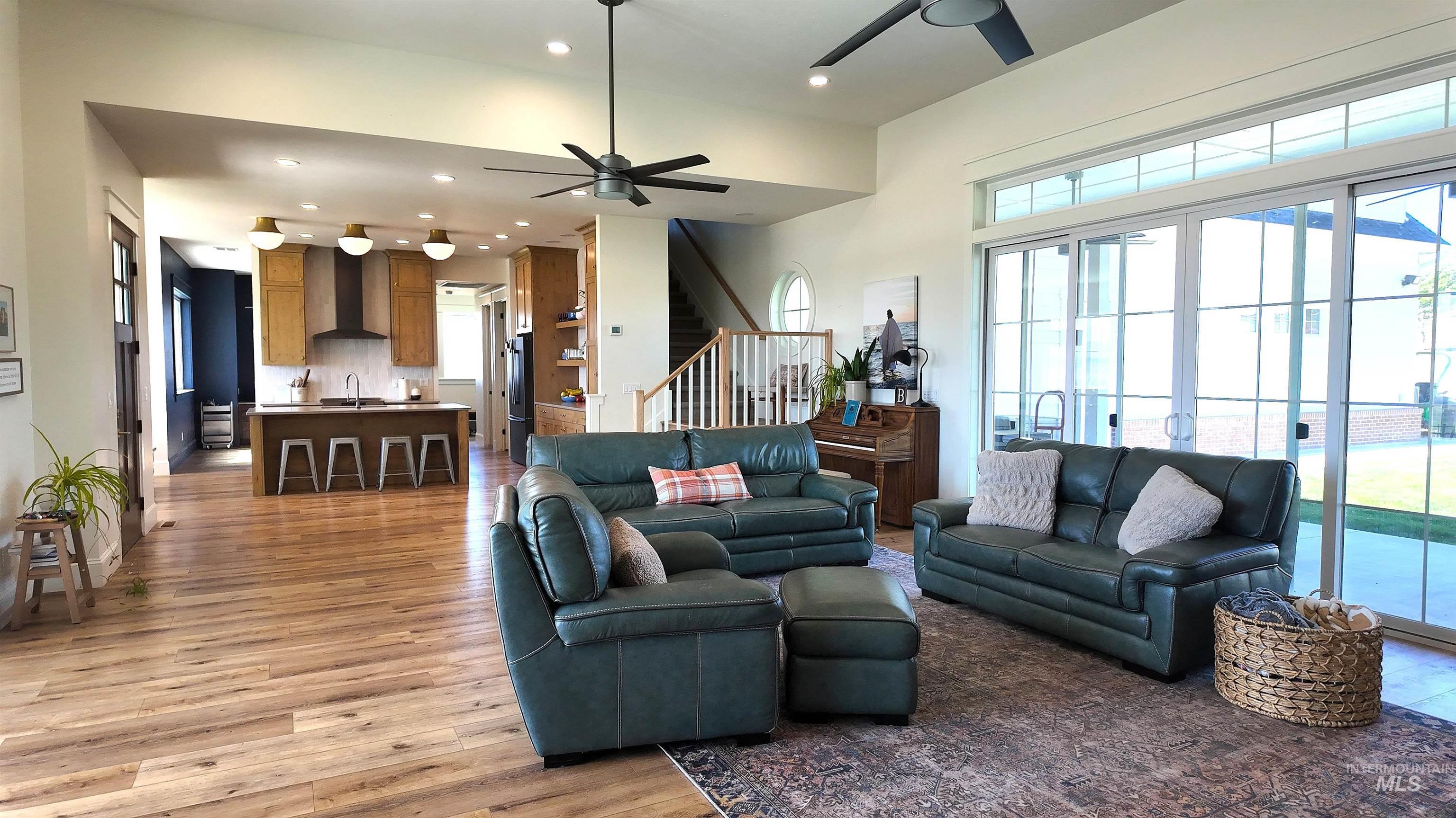 6900 Yeti Lane, Melba, Idaho 83641, 4 Bedrooms, 3.5 Bathrooms, Residential For Sale, Price $1,889,000, 98947612