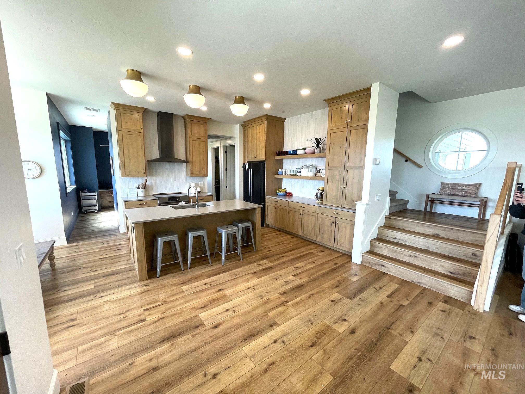 6900 Yeti Lane, Melba, Idaho 83641, 4 Bedrooms, 3.5 Bathrooms, Residential For Sale, Price $1,889,000, 98947612