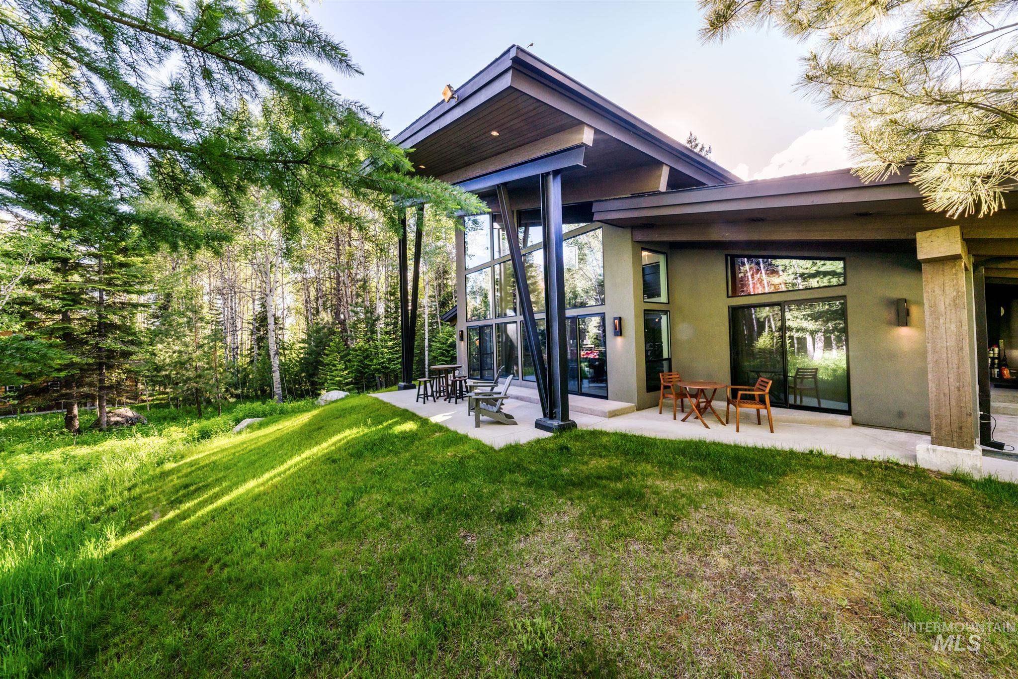 1115 Heaven's Gate Ct, McCall, Idaho 83638, 5 Bedrooms, 5.5 Bathrooms, Residential For Sale, Price $2,625,000, 98947630